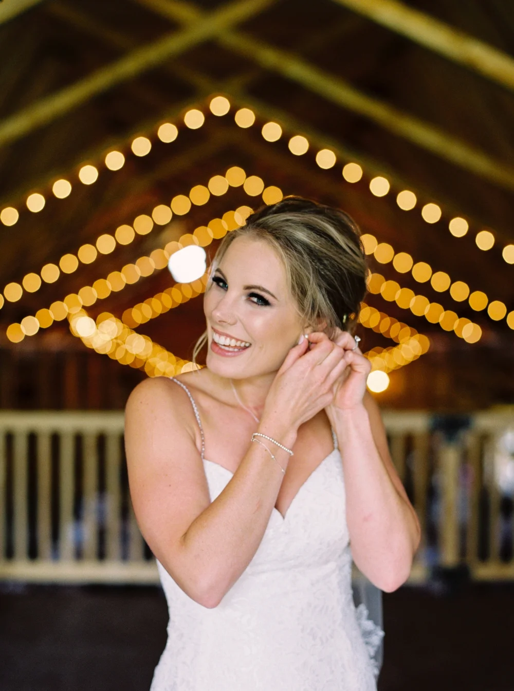 calgary wedding photographers | willow lane barn | barn wedding | alberta wedding photographer | fine art film photography