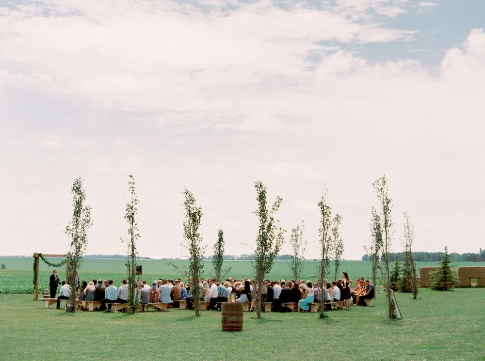 calgary wedding photographers | willow lane barn | barn wedding | alberta wedding photographer | fine art film photography