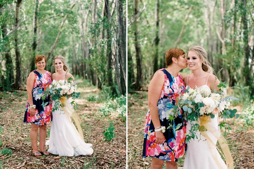 calgary wedding photographers | willow lane barn | barn wedding | alberta wedding photographer | fine art film photography