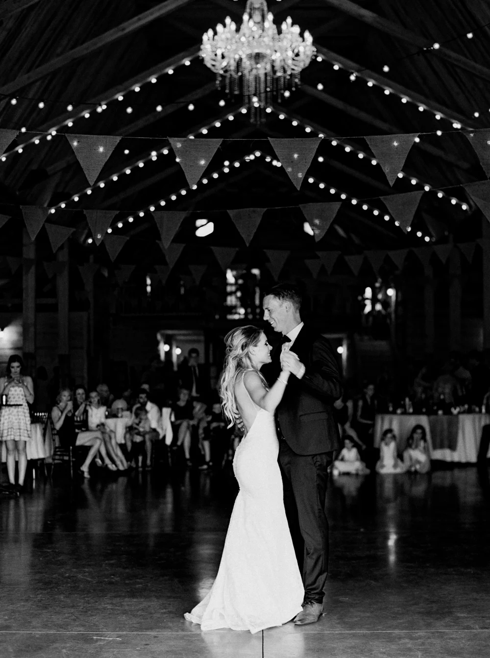 calgary wedding photographers | willow lane barn | barn wedding | alberta wedding photographer | fine art film photography | neutral color palette