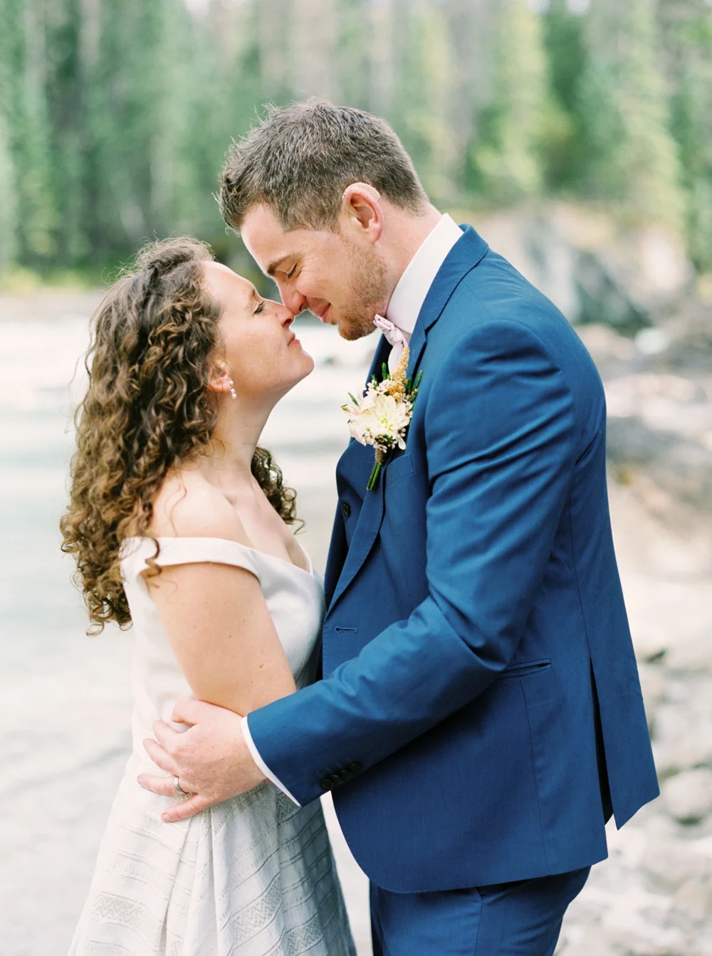 Calgary Wedding Photographers | Emerald Lake Lodge Photography | Rocky Mountains Elopement