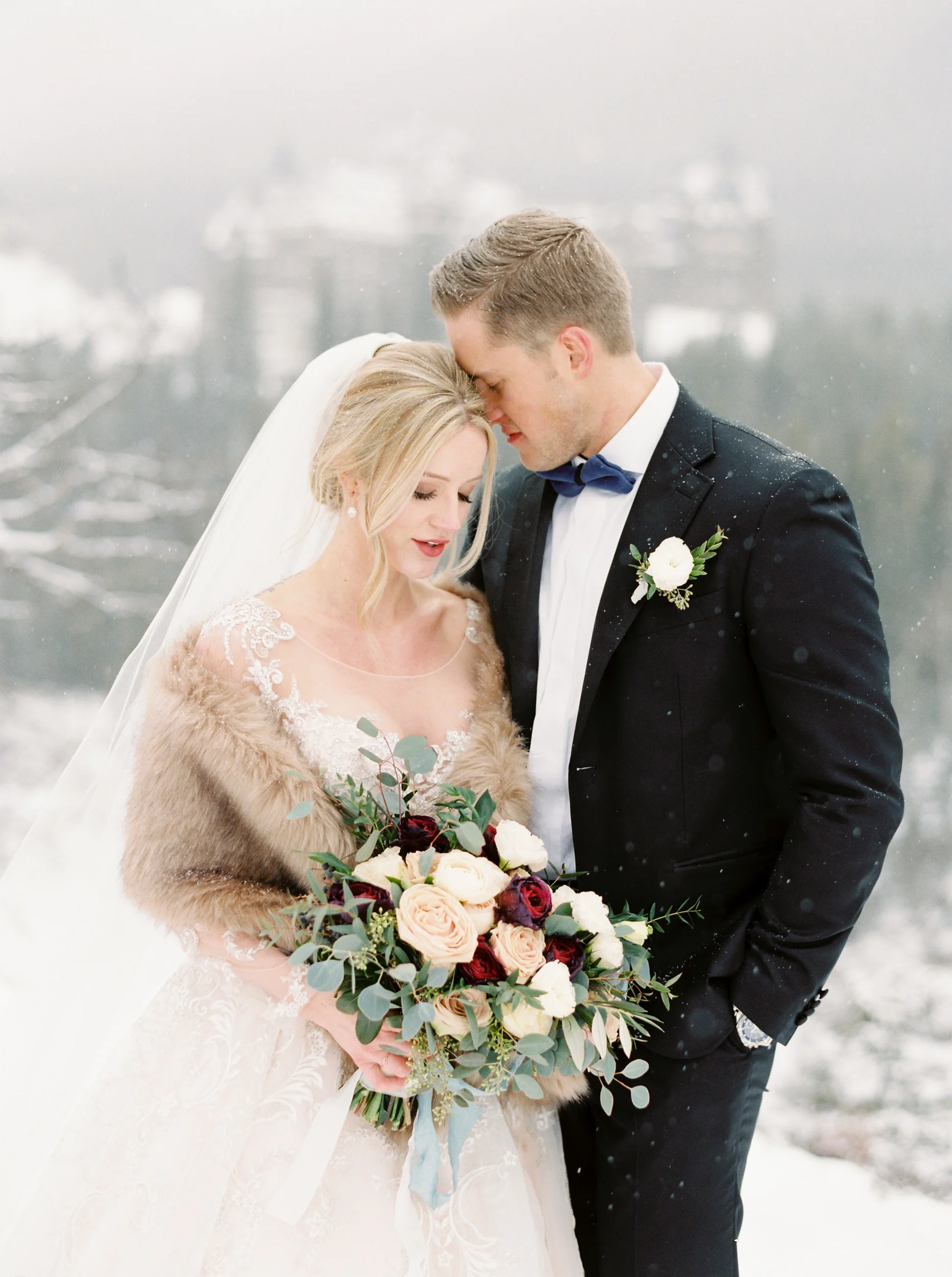Banff Wedding Photographers | Banff Engagement Photography | Destination Wedding Photographer | Winter Wedding