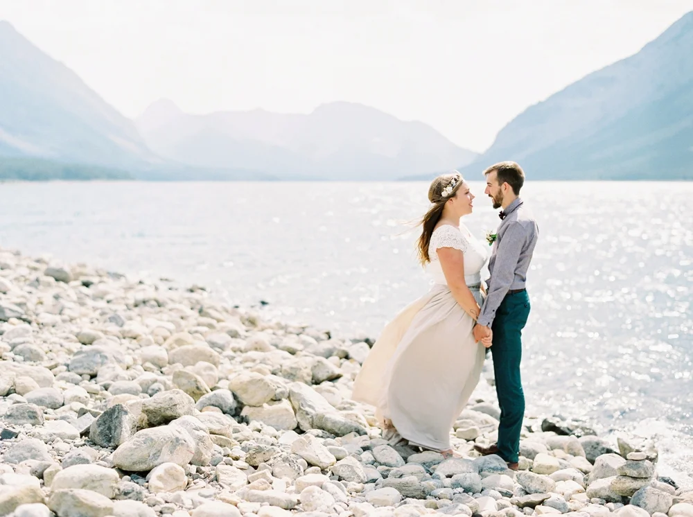 Calgary Canmore and Banff Rocky Mountain Wedding Photographer | Kananaskis Mountain Intimate wedding elopement | Justine Milton Photography