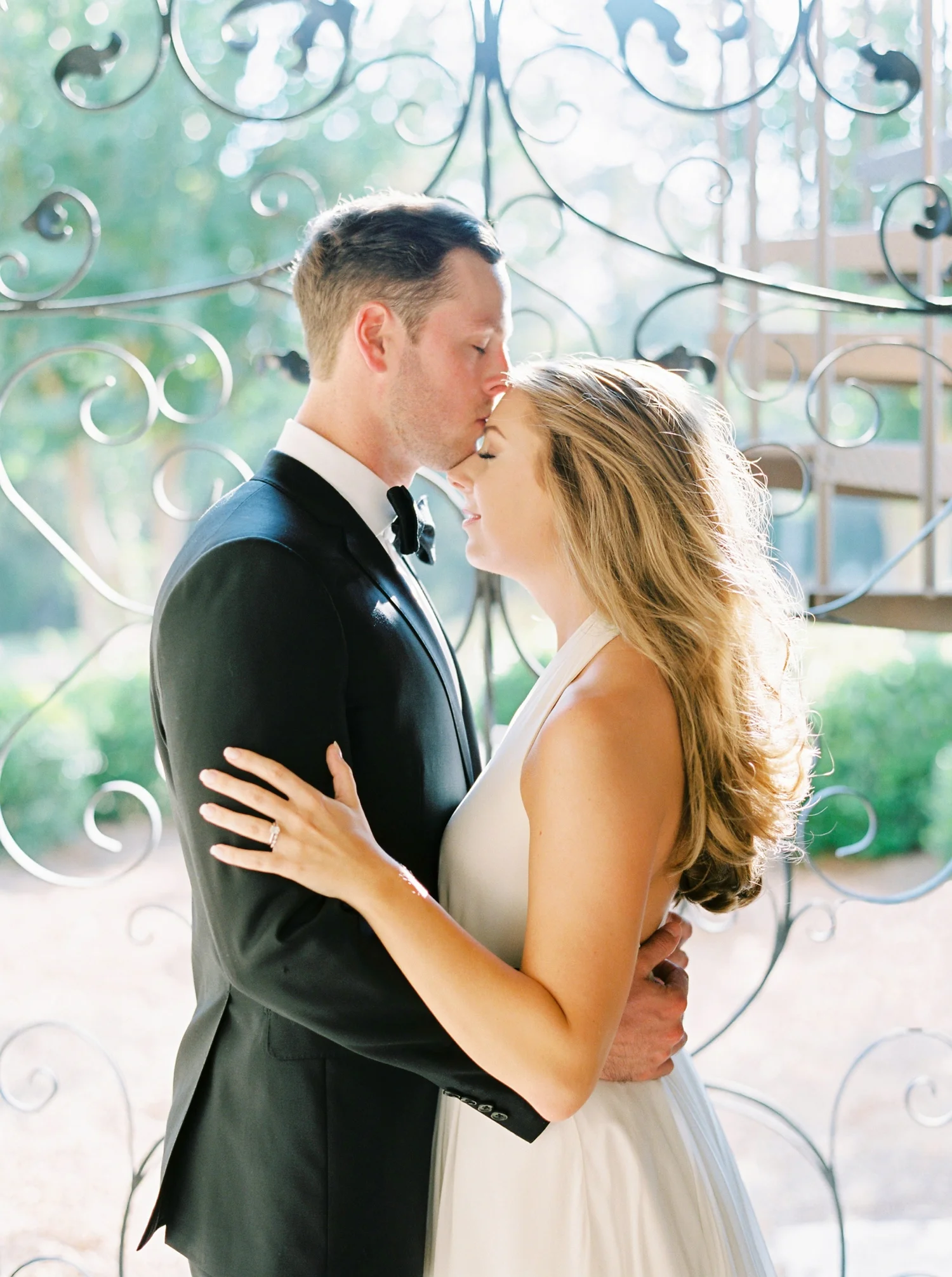 Calgary wedding photographers | georgia wedding photographers | fine art film | Justine Milton Photography | georgia wedding | wedding dress | bride and groom portraits | bouquet
