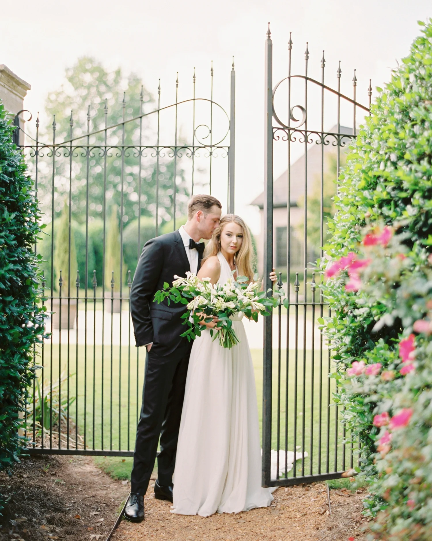 Calgary wedding photographers | georgia wedding photographers | fine art film | Justine Milton Photography | georgia wedding | wedding dress | bride and groom portraits | bouquet