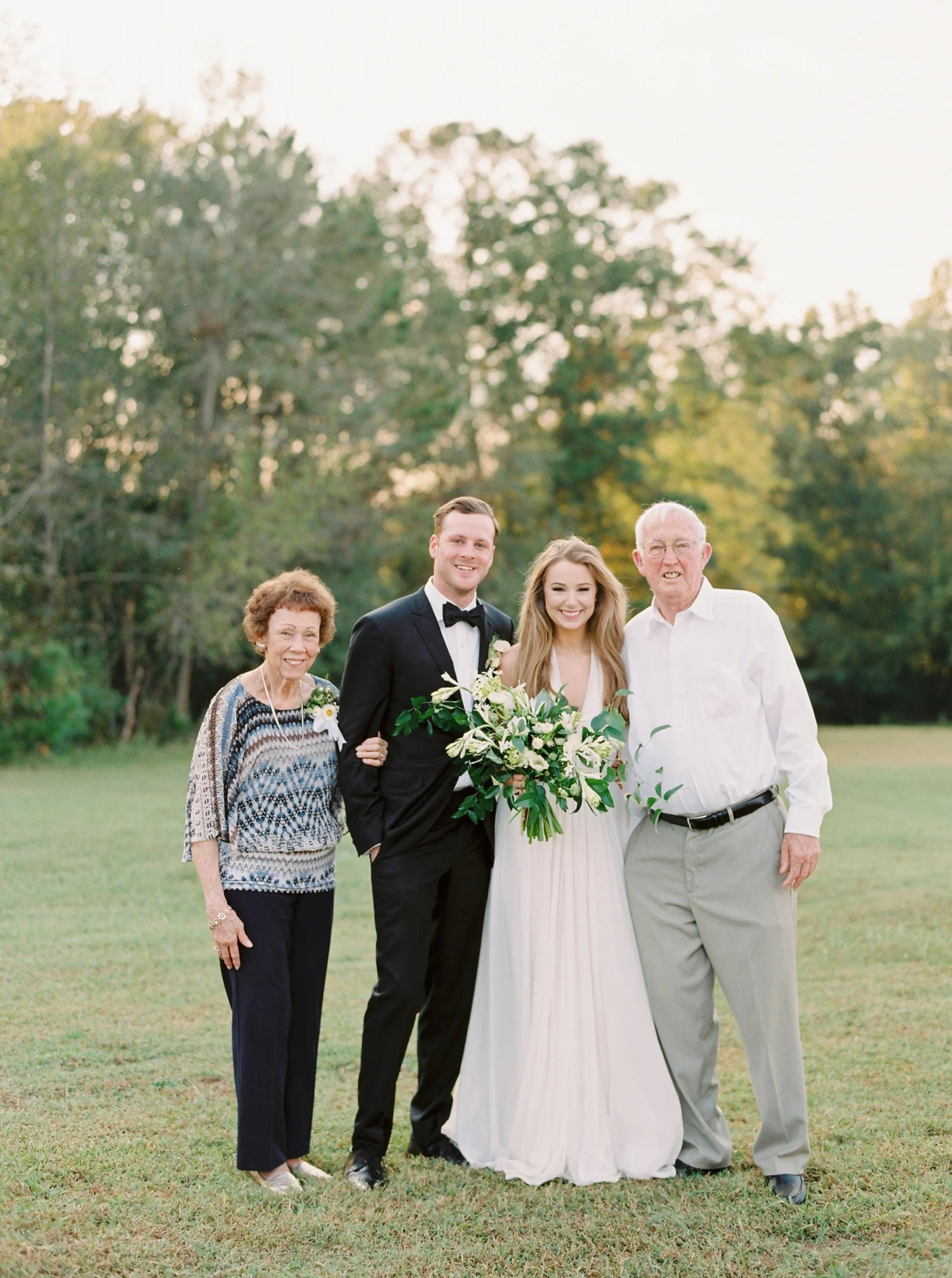 Calgary wedding photographers | georgia wedding photographers | fine art film | Justine Milton Photography | georgia wedding | family portraits | wedding party