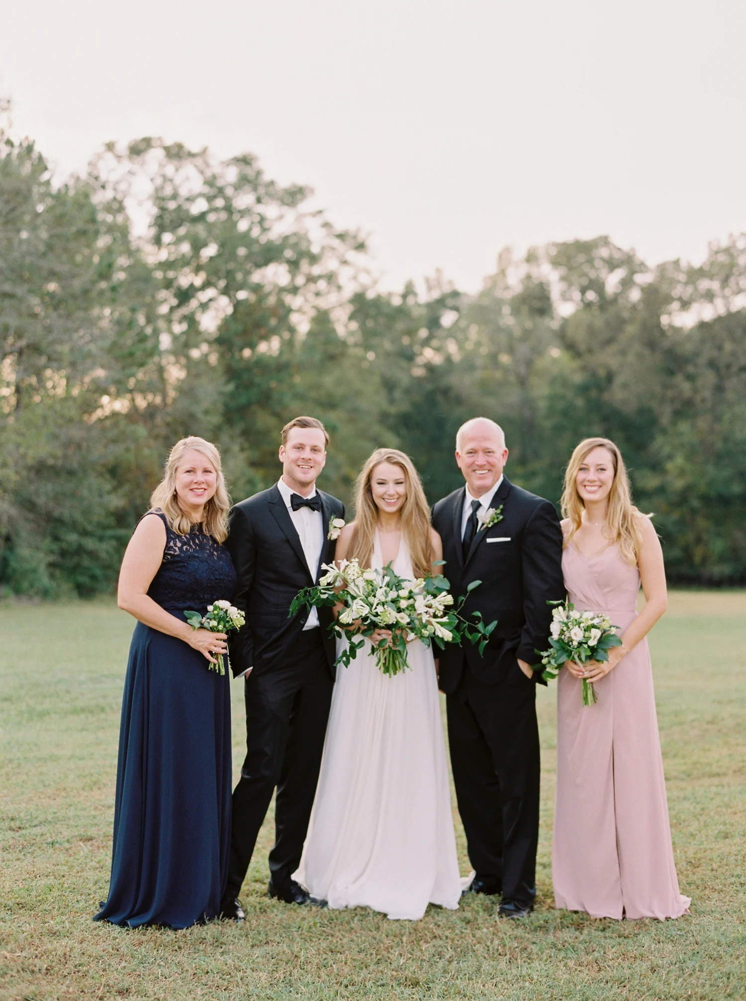 Calgary wedding photographers | georgia wedding photographers | fine art film | Justine Milton Photography | georgia wedding | family portraits | wedding party