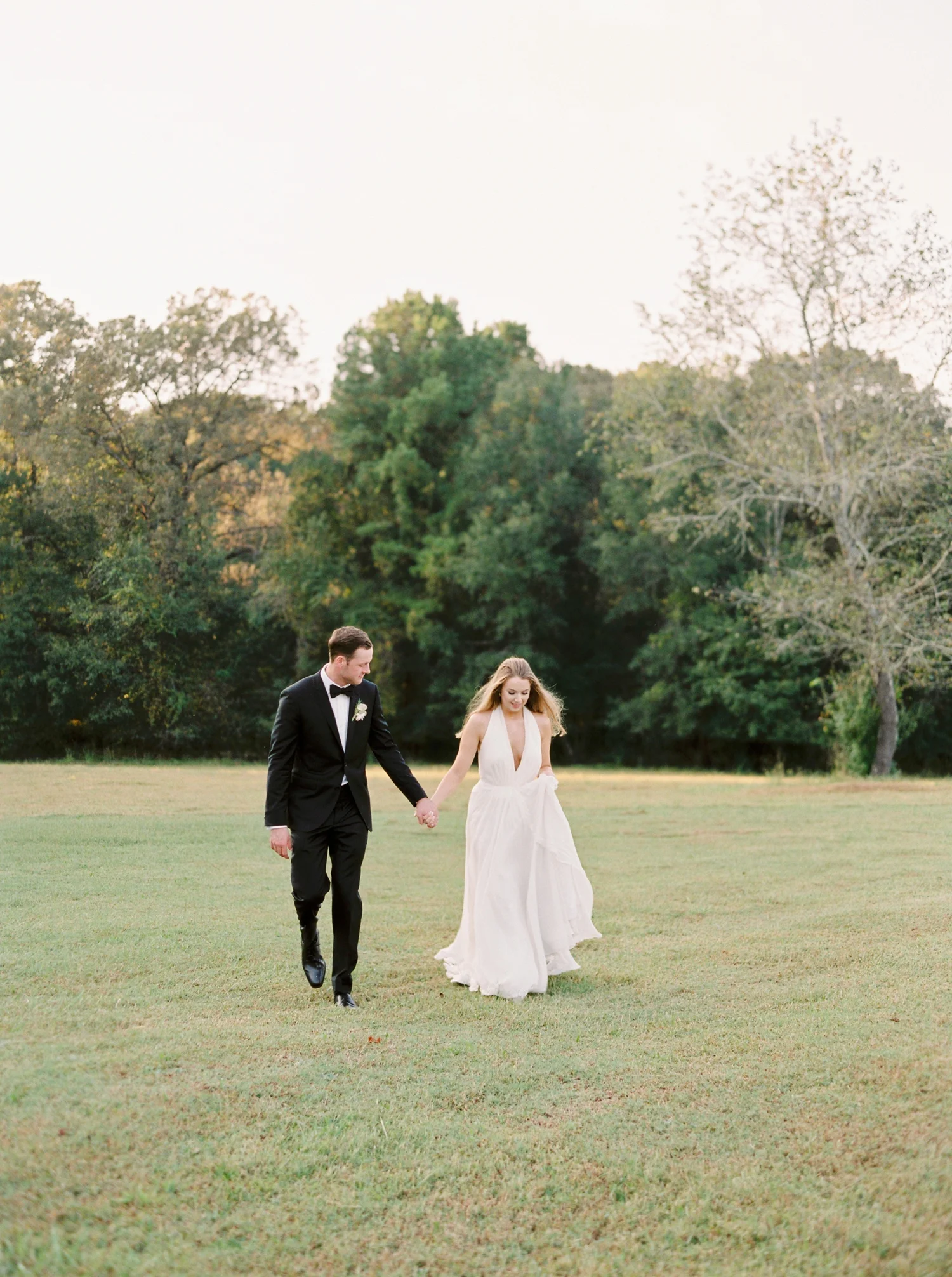 Calgary wedding photographers | georgia wedding photographers | fine art film | Justine Milton Photography | georgia wedding | bride and groom portraits | pastel wedding inspiration