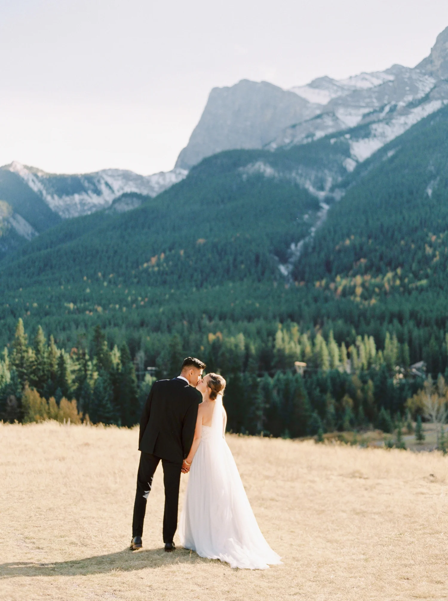 Calgary wedding photographers | fine art film | Justine Milton Photography | canmore wedding photographers | bride and groom portraits | mountain photography