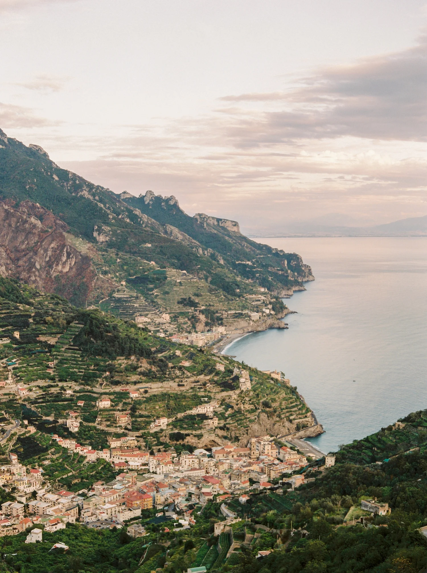 Calgary wedding photographers | fine art film | Justine Milton Photography | amalfi coast | ravello photographers | italy photography | travel photographers | ice cream