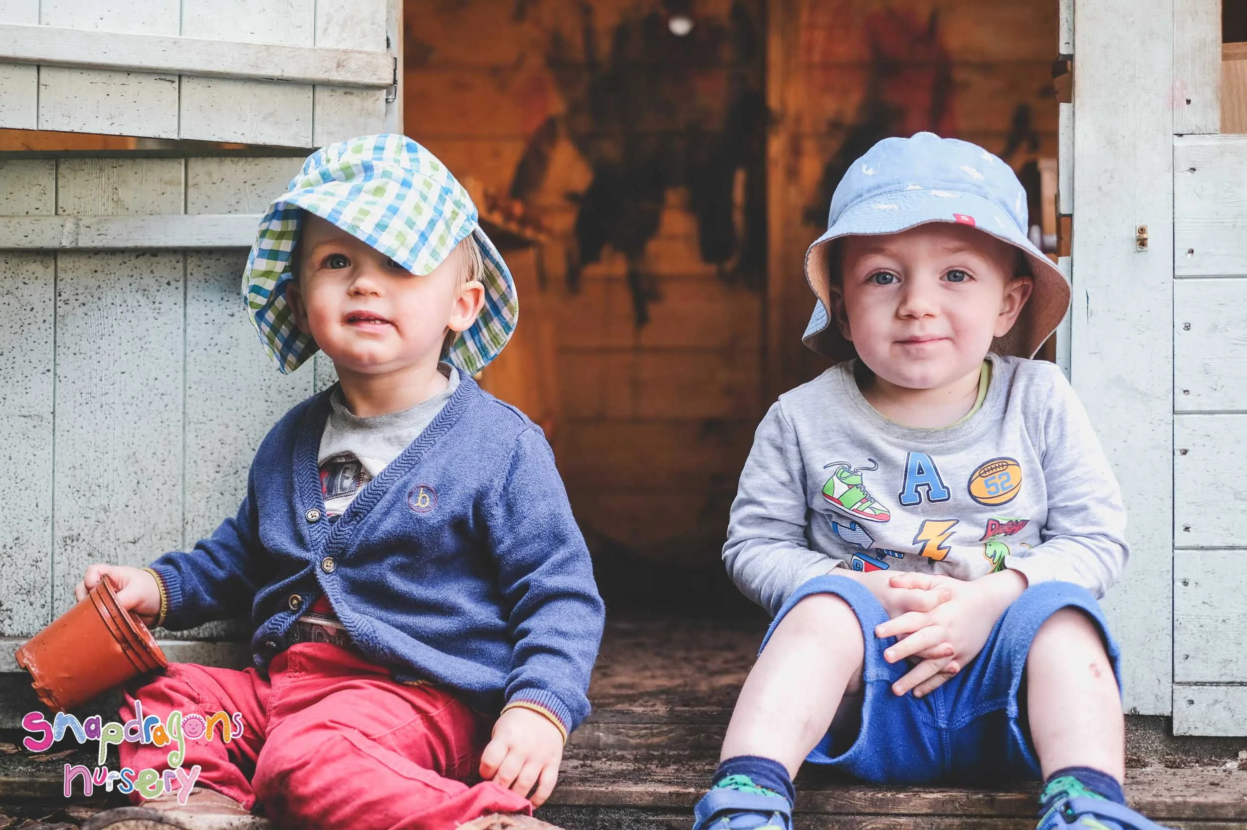 Toddlers - In the garden