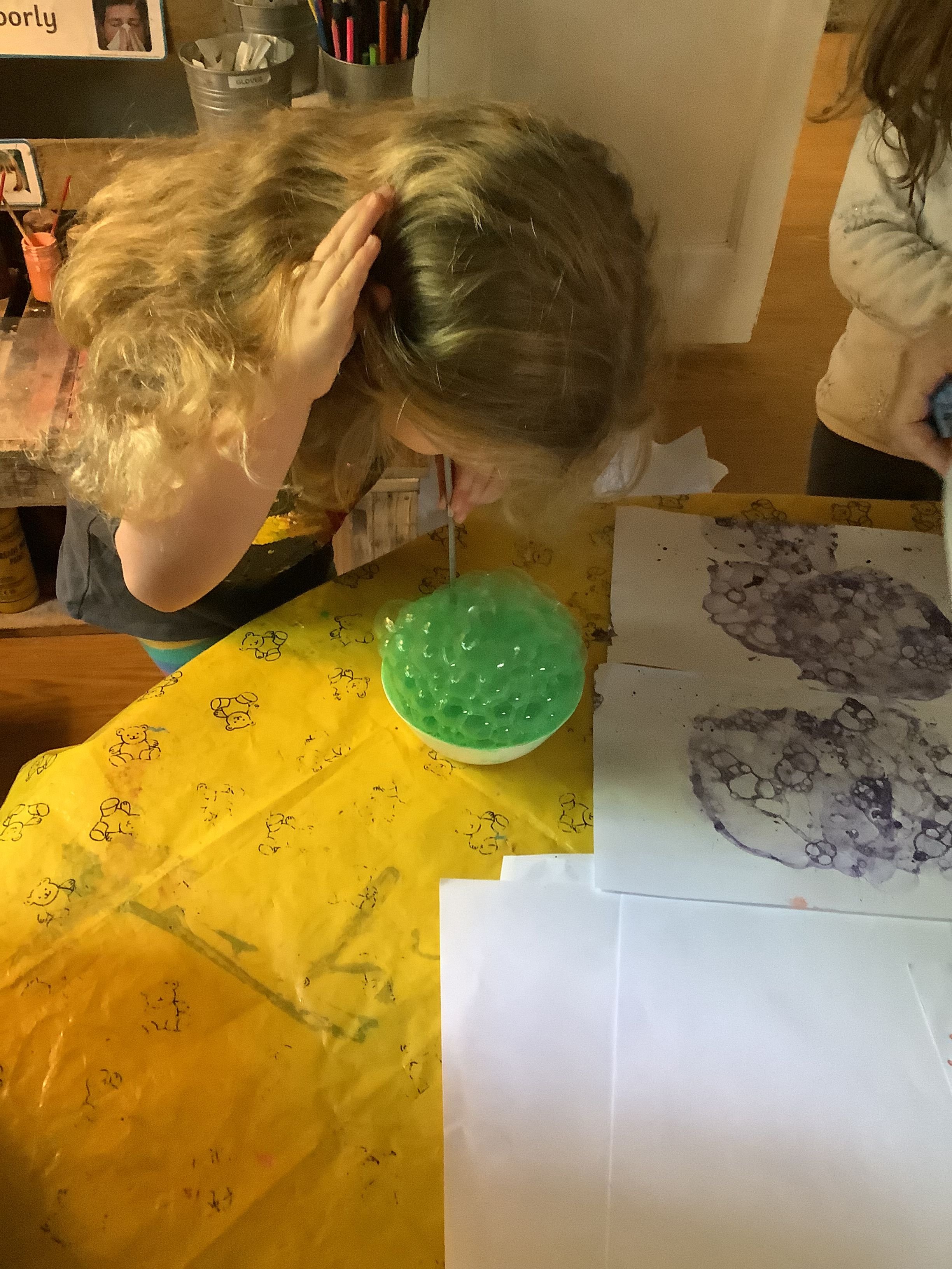 preschool bubble paint .jpeg