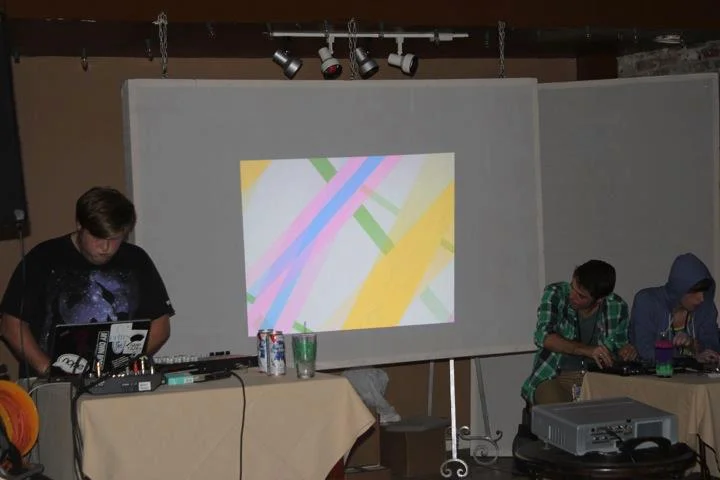 561101_312329072167087_1263826174_n_312329072167087.jpg