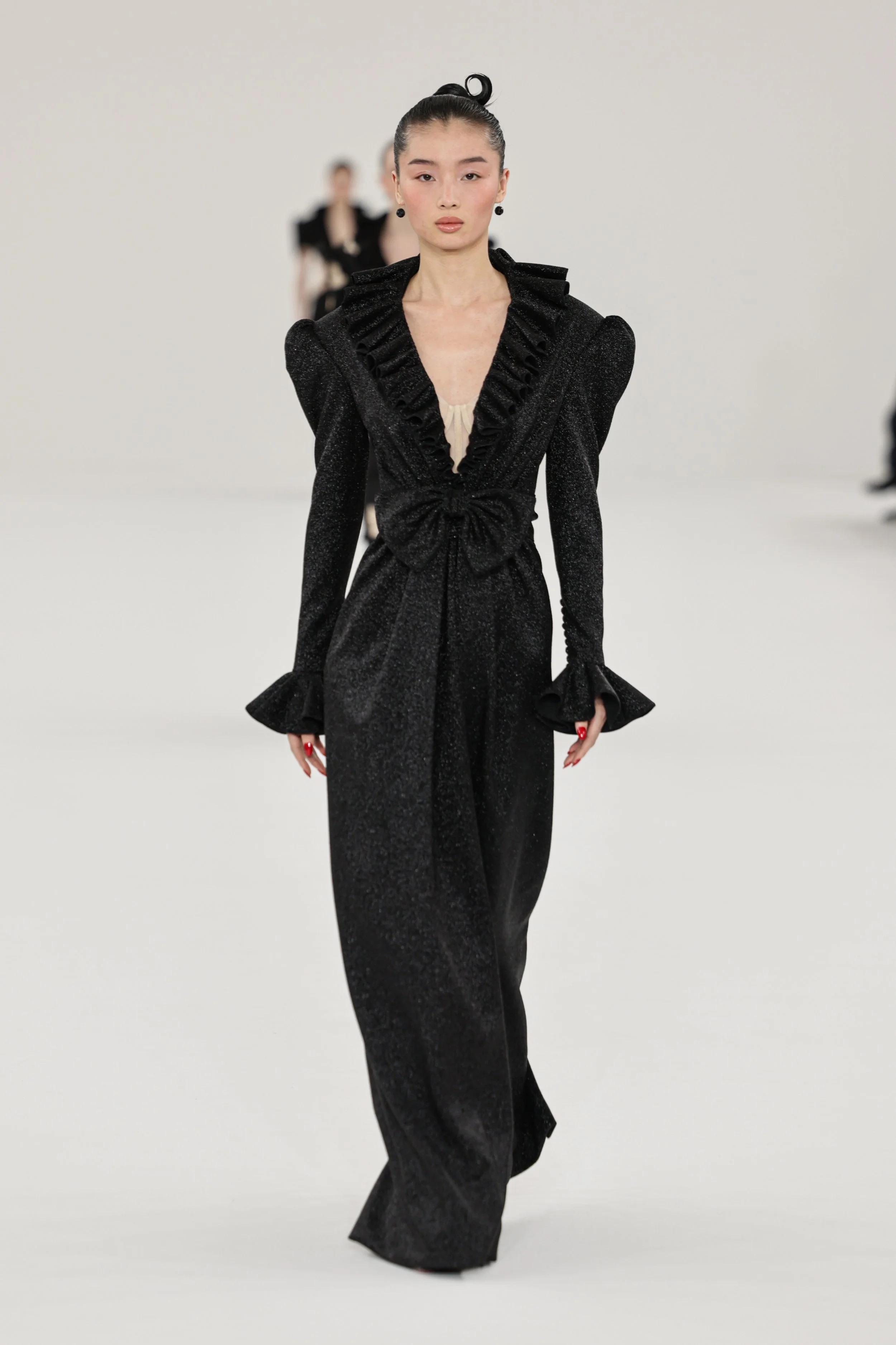 VIKTOR_ROLF_HC_SS24_LOOK 21.JPG