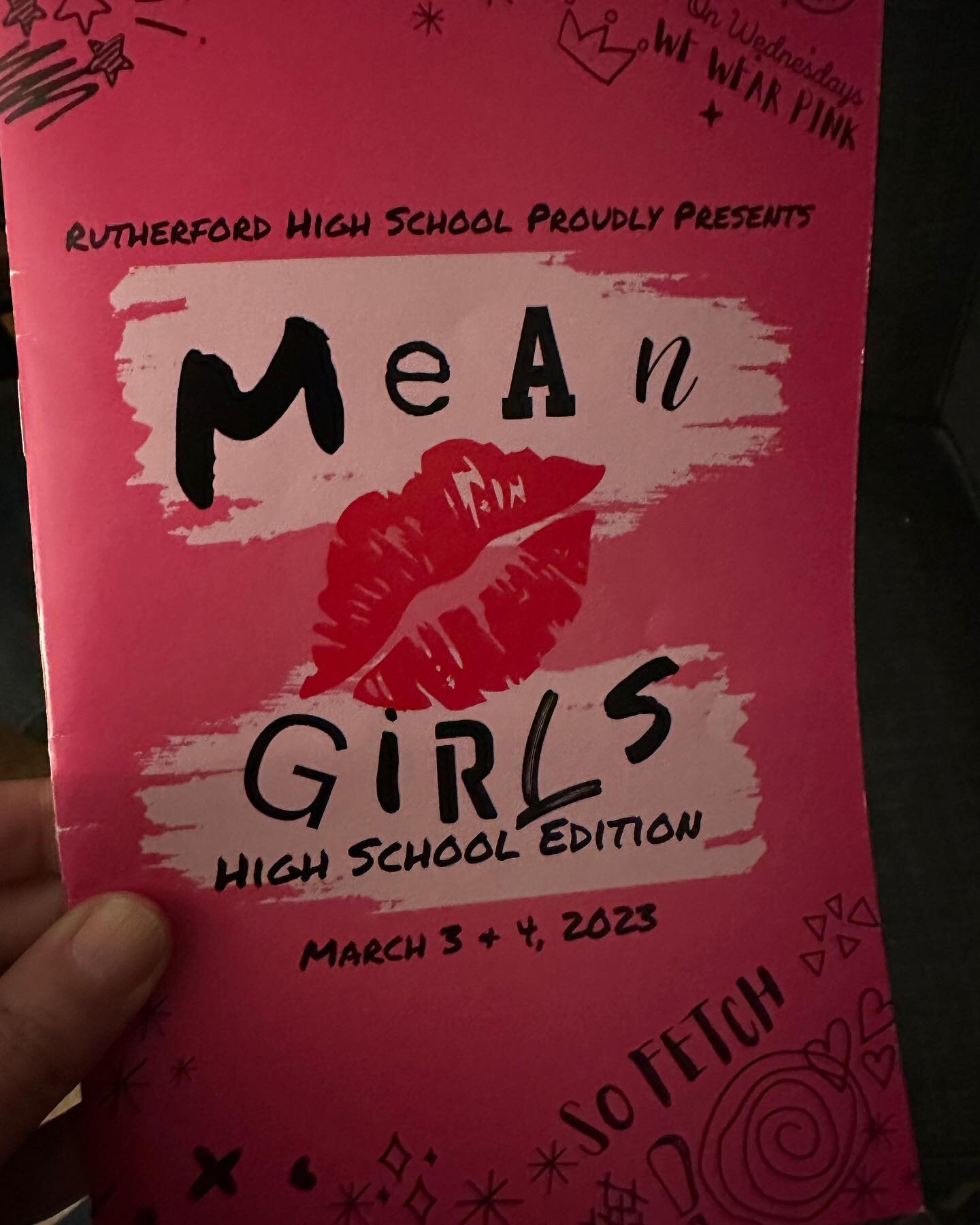 What an amazing performances by @amelia.mutter as Cady. You blew us away! You&rsquo;re a superstar! Congrats to the cast and crew of Mean Girls in Rutherford. ⭐️
.
.
.
.
.
Seeing the city from the Jersey side never gets old for me. Lovely afternoon. 