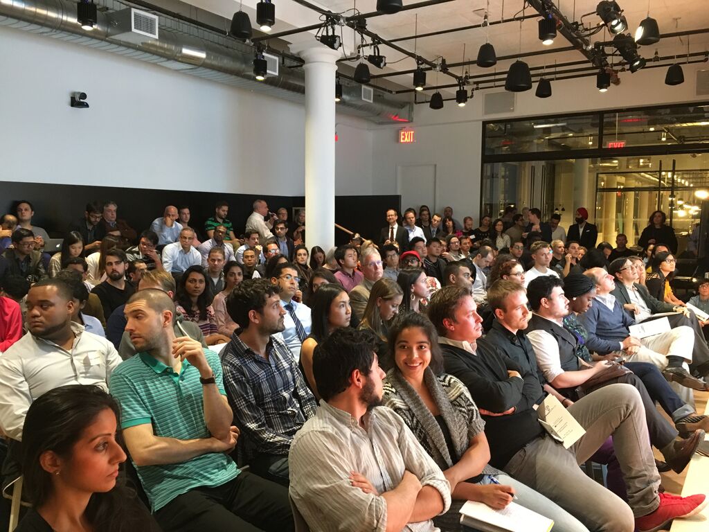FLash Pitch Crowd.jpeg