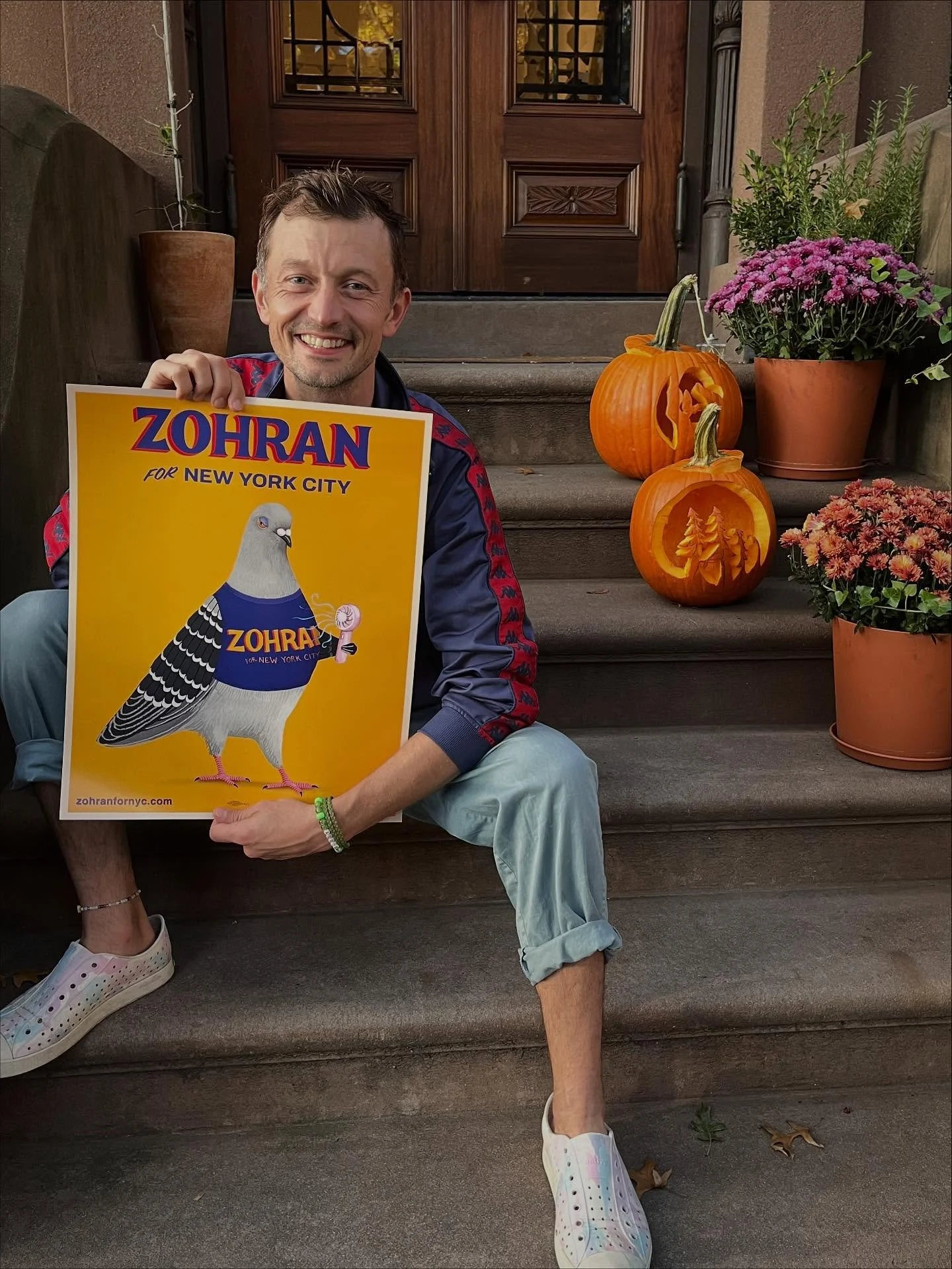 Do it to it, New York. 🧡💙❤️

Kind thanks on behalf of Jerry the Pigeon &amp; @zohrankmamdani &mdash; &amp; future generations of this city.

And to @caryncast for the brilliant (&amp; hand-mailed!) labor in service of a more possible, more humane N