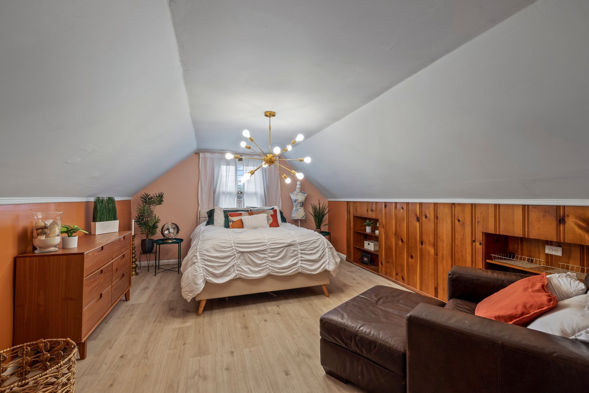 36-web-or-mls-3412-homecroft-dr.jpg