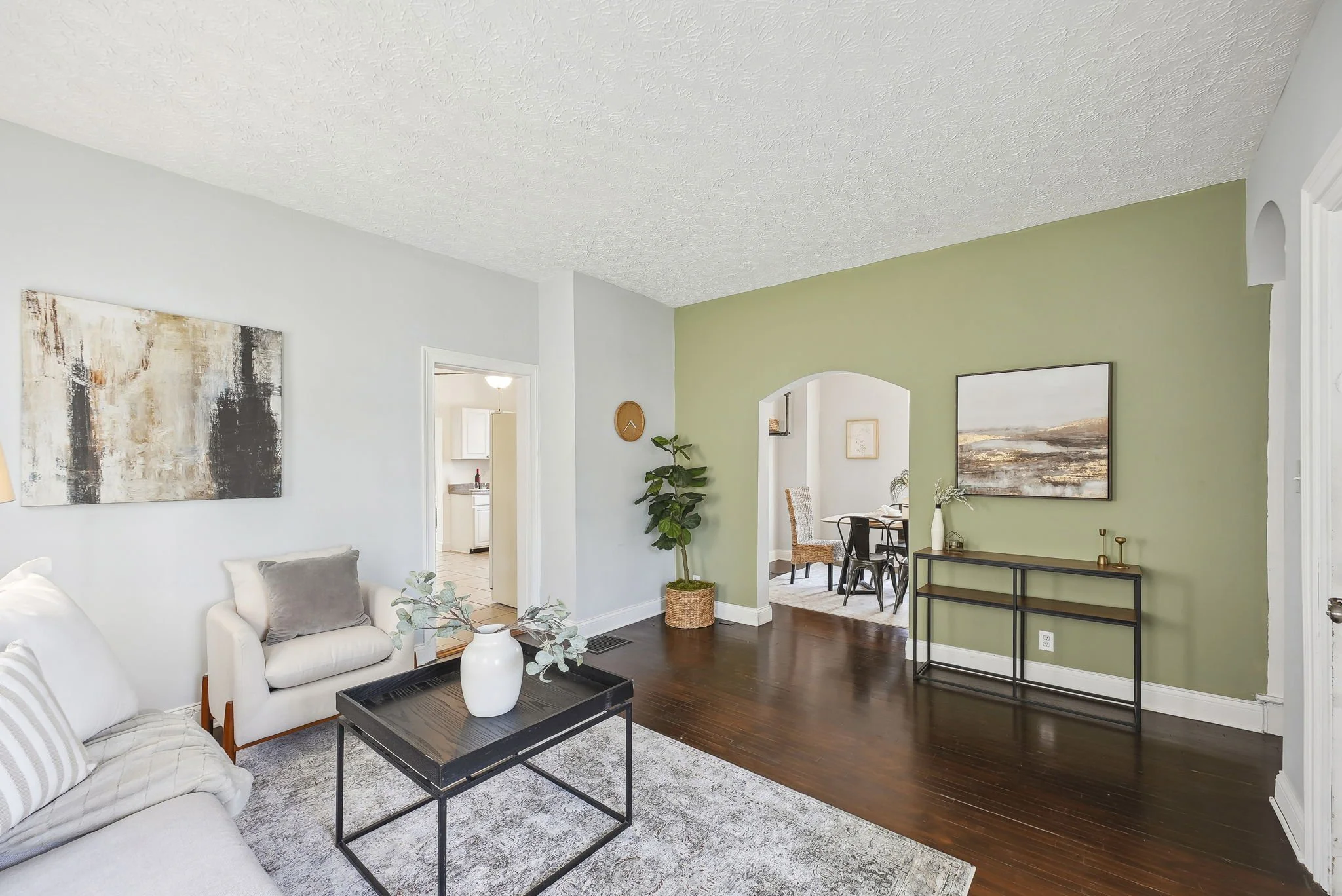 4-web-or-mls-259-e-jenkins-ave.jpg