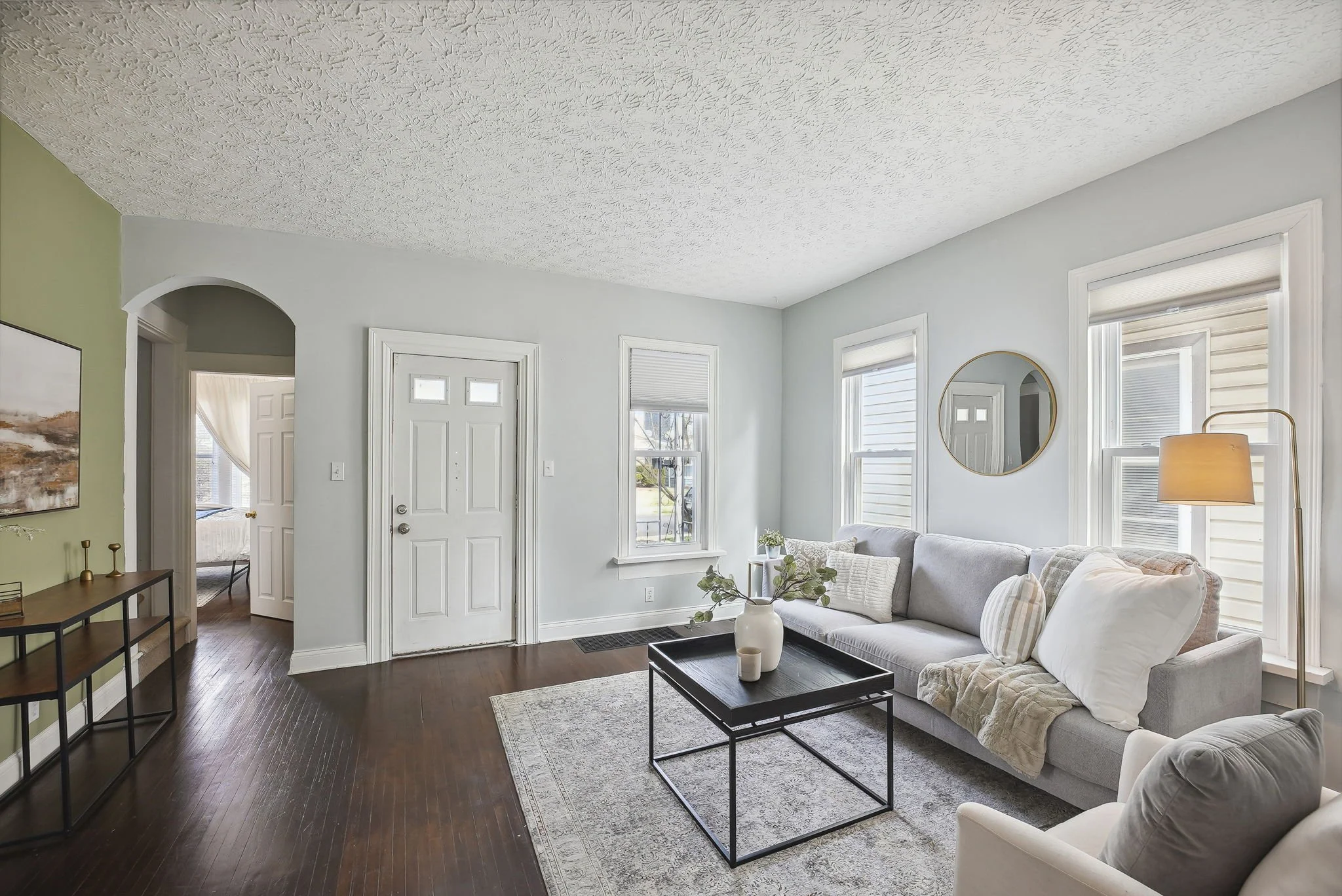 5-web-or-mls-259-e-jenkins-ave.jpg