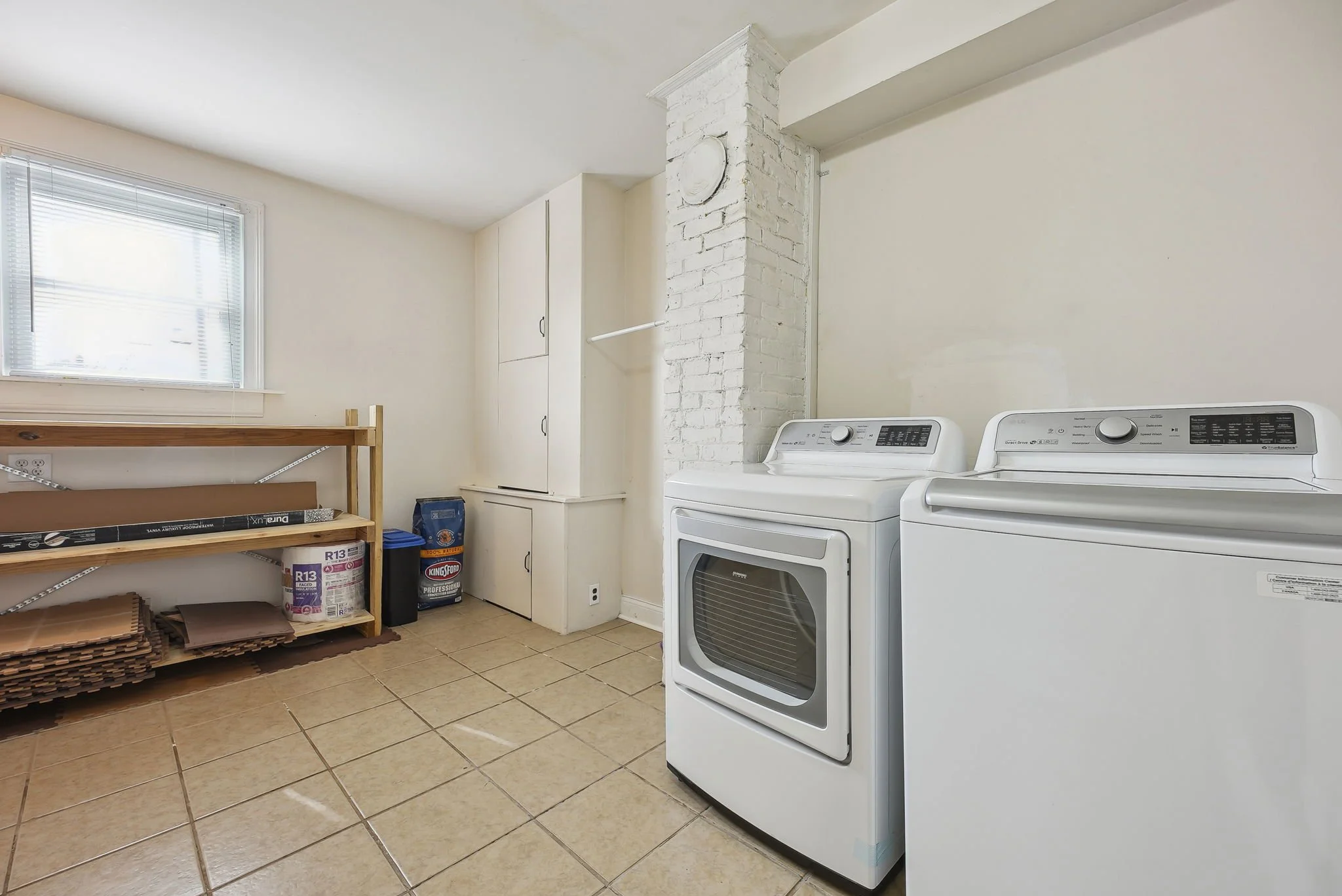 18-web-or-mls-259-e-jenkins-ave.jpg
