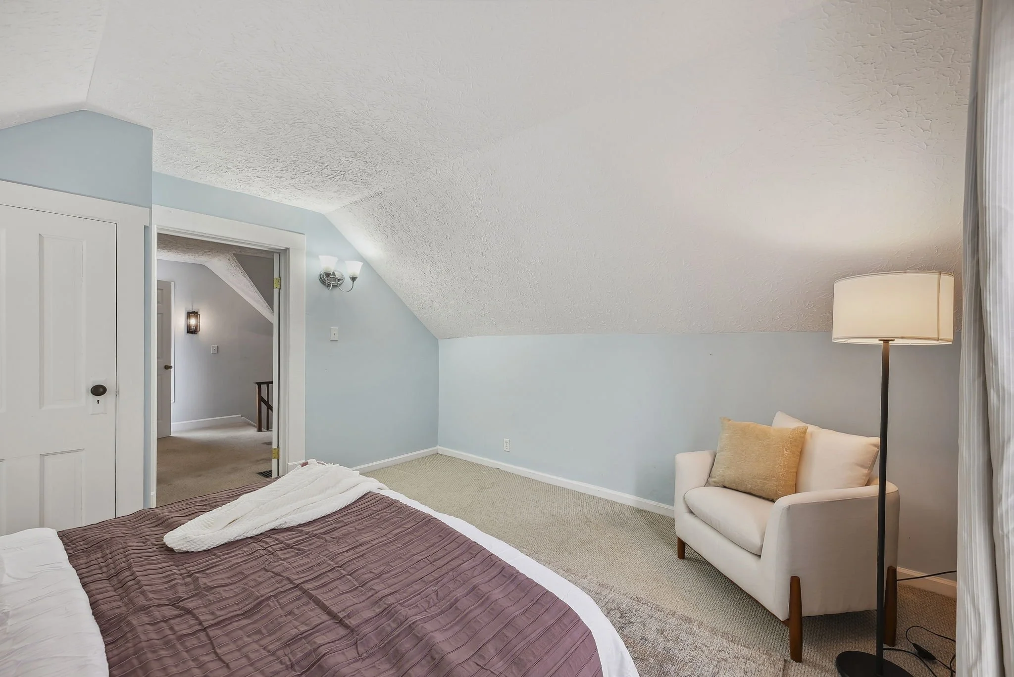 23-web-or-mls-259-e-jenkins-ave.jpg
