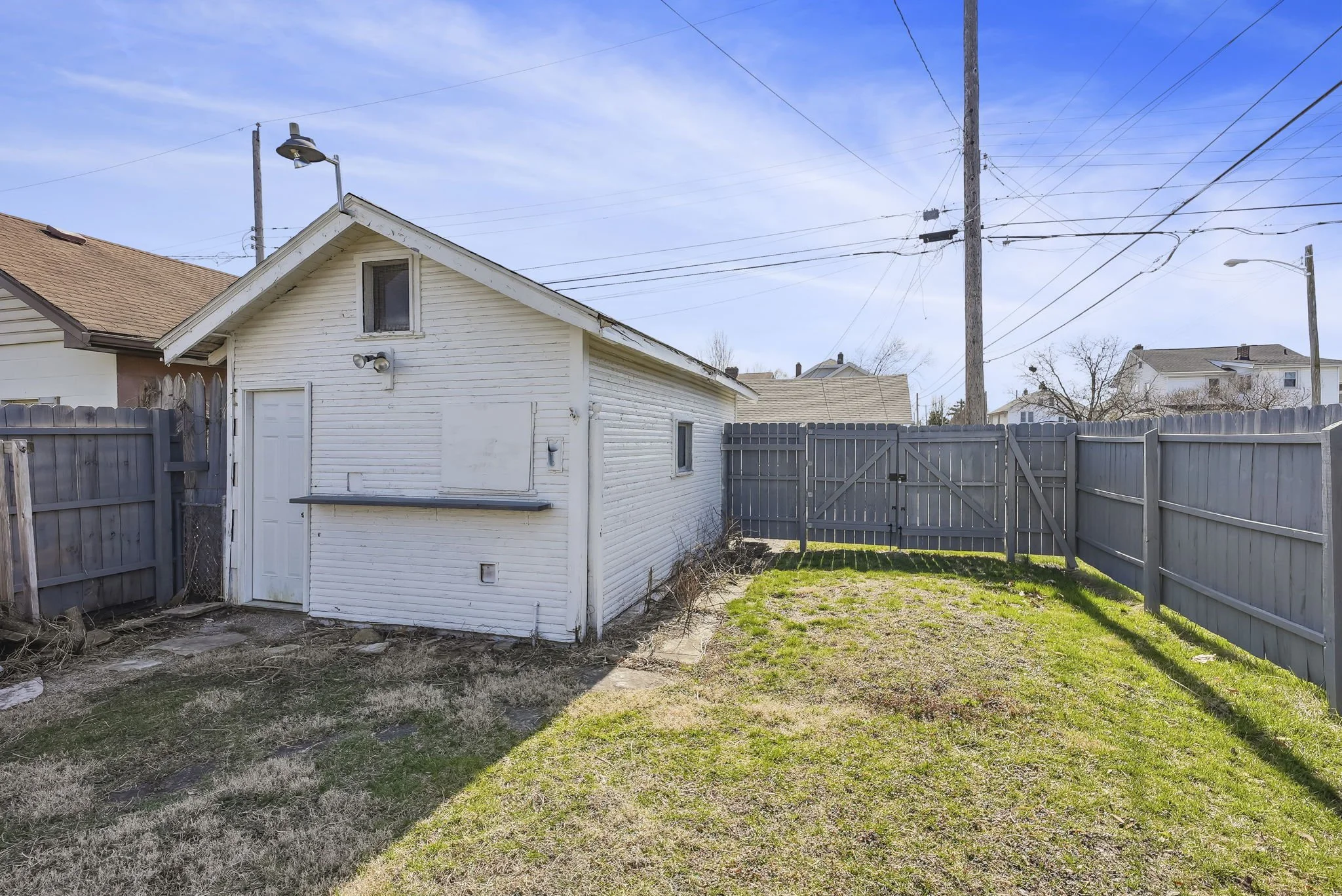 37-web-or-mls-259-e-jenkins-ave.jpg