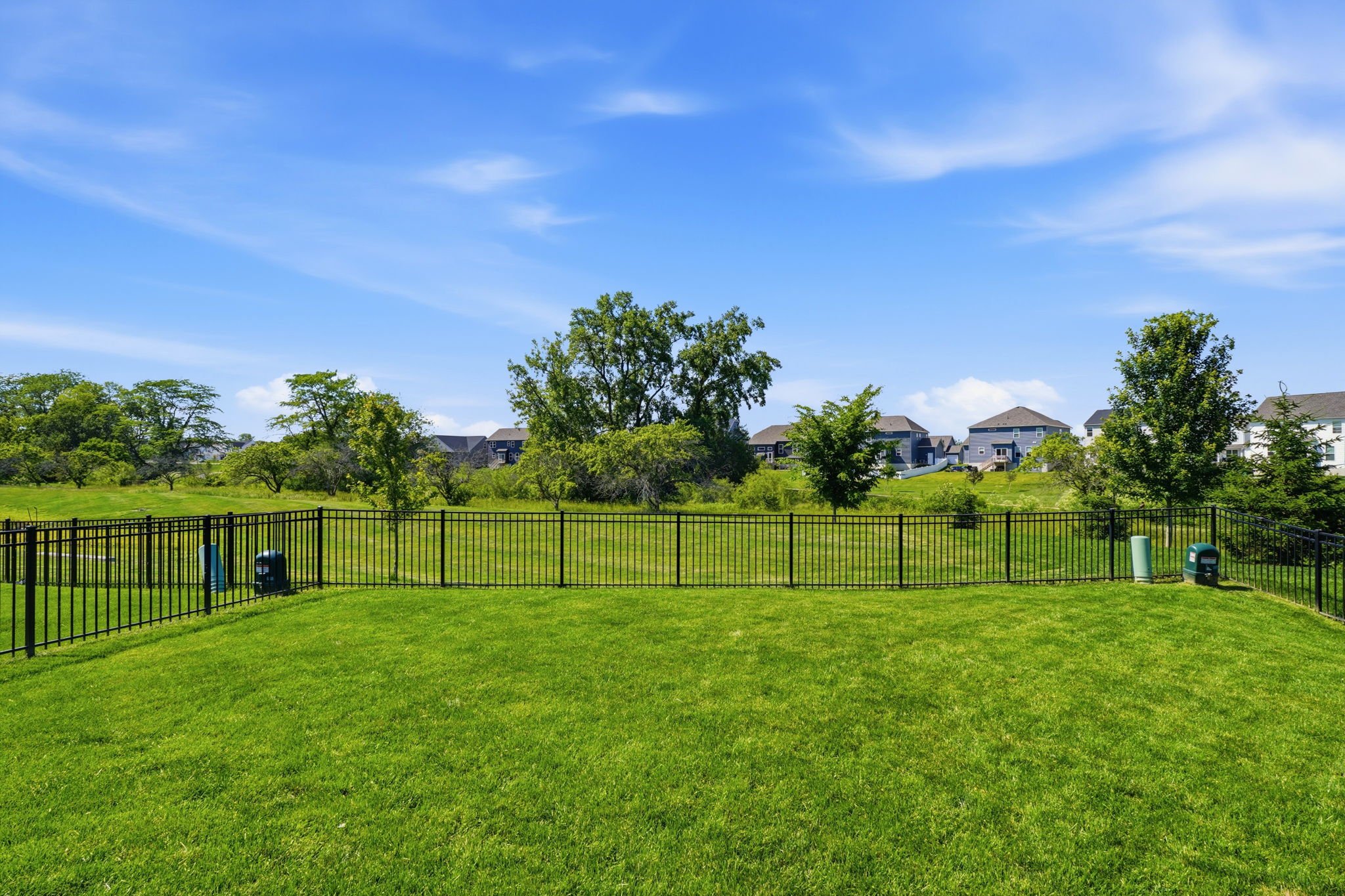 56-web-or-mls-414-colonial-club-rd.jpg