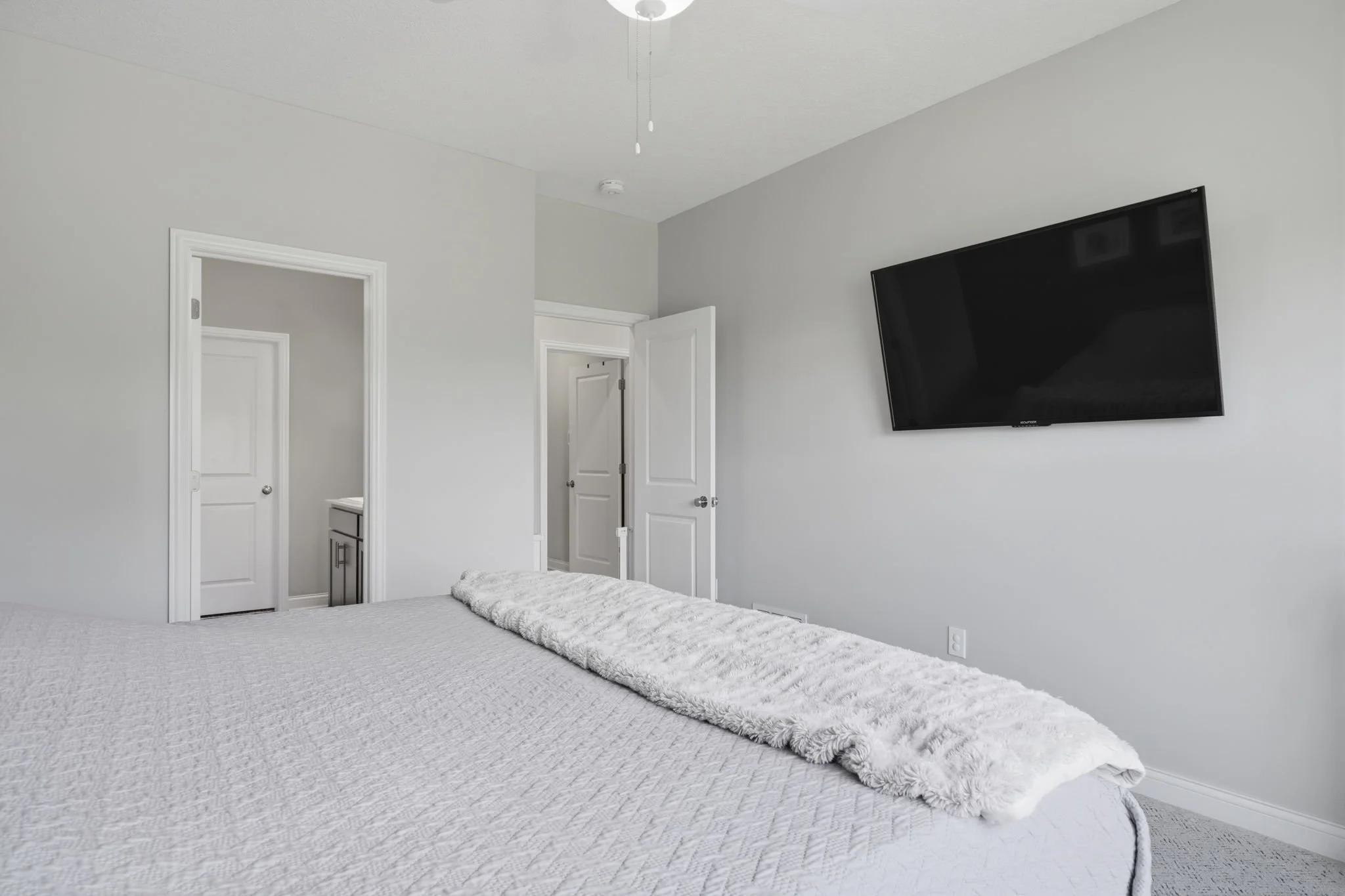 26-web-or-mls-414-colonial-club-rd.jpg