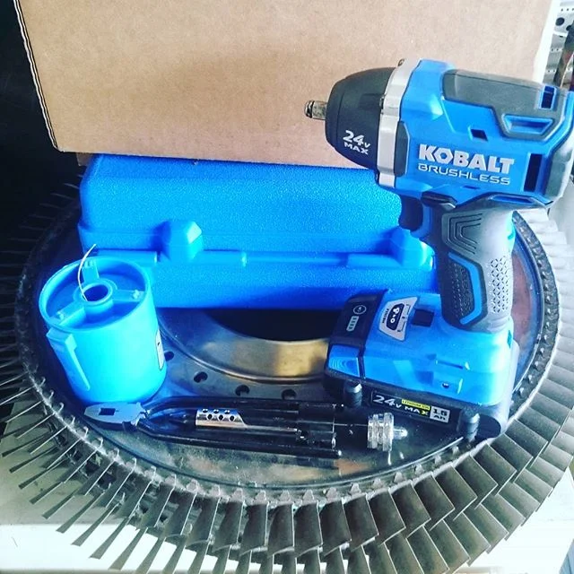 Some of my well used aircraft furniture tools. Thanks Kobalt! ✈✈✈✈✈✈✈✈✈✈✈✈✈✈✈ #neomoddesign #industrial #interiordesign #interiors #decor #design #art #engineering #avgeek #aviators #pilotlife #pilot #jet #jetfighter #furnituredesign #furniture #loft