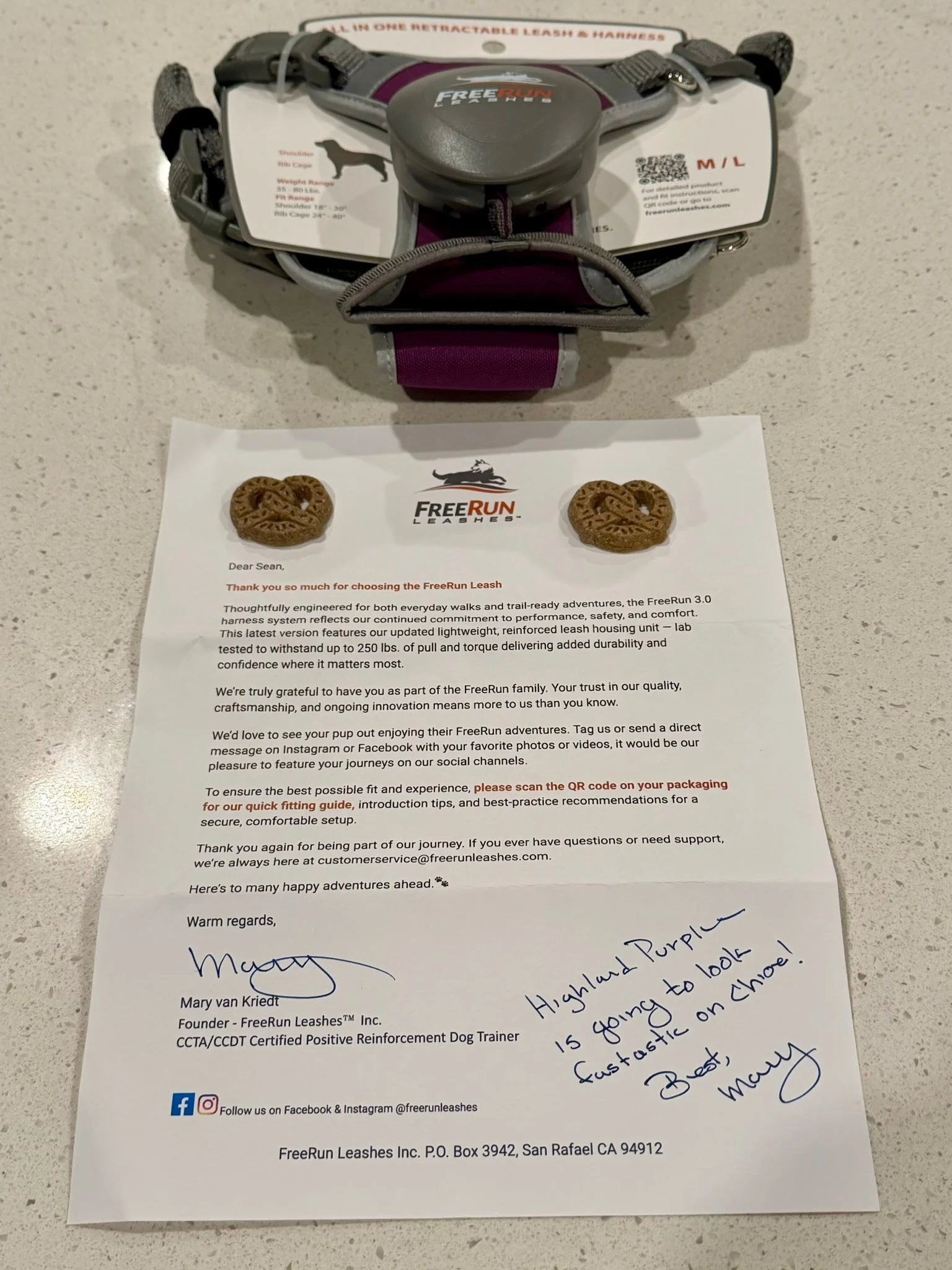 I was up camping with my good friend Chris last week and his dog Harley, had this cool harness with a built in leash. I was impressed with it, so I dropped the owner of the company a note 📝. She responded and kindly offered Chloe her own special col