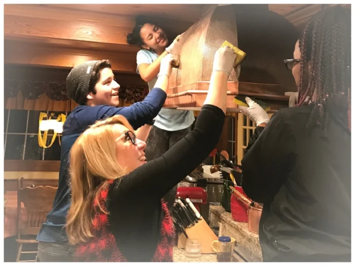 Family Time | dancin', singin', an cleanin"!