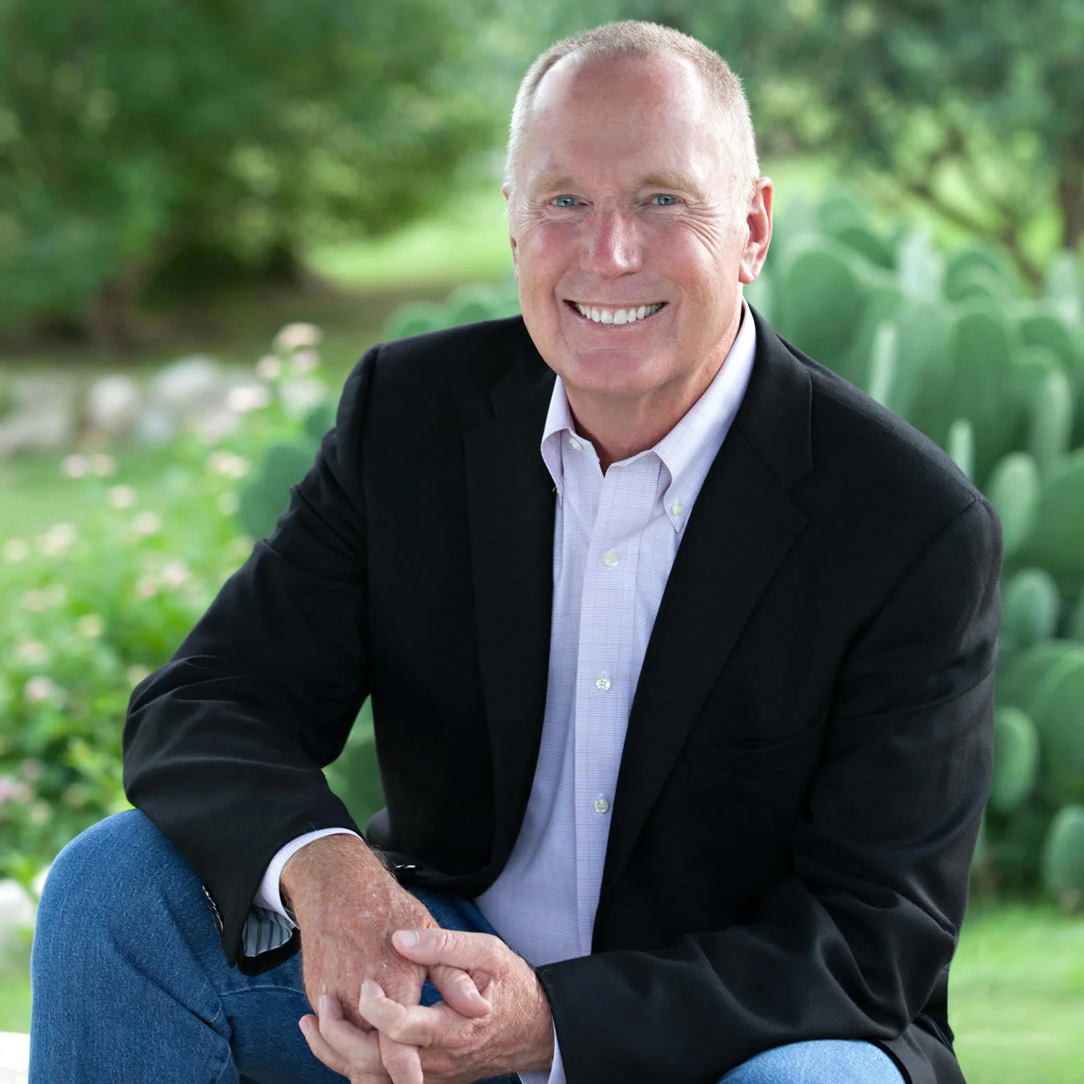 max_lucado-circle.jpg