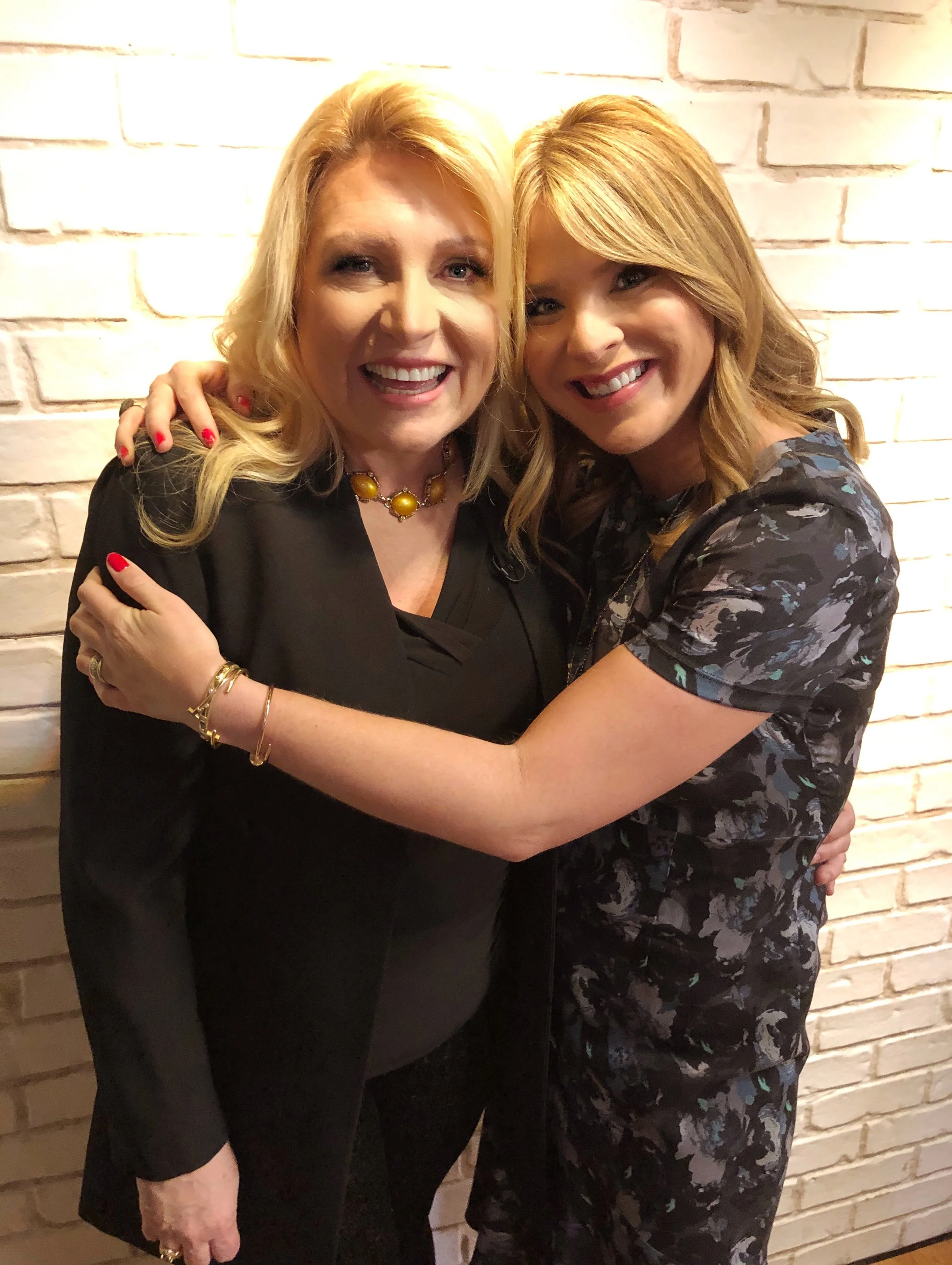 Facetune_17-10-2018-09-00-01.jpg