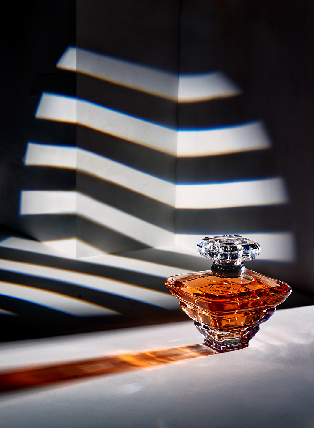 FRAGRANCES4596.jpg