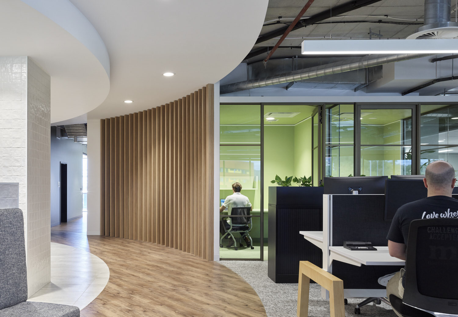 SCBPHOTO_Metricon HQ Fitout_043.jpg