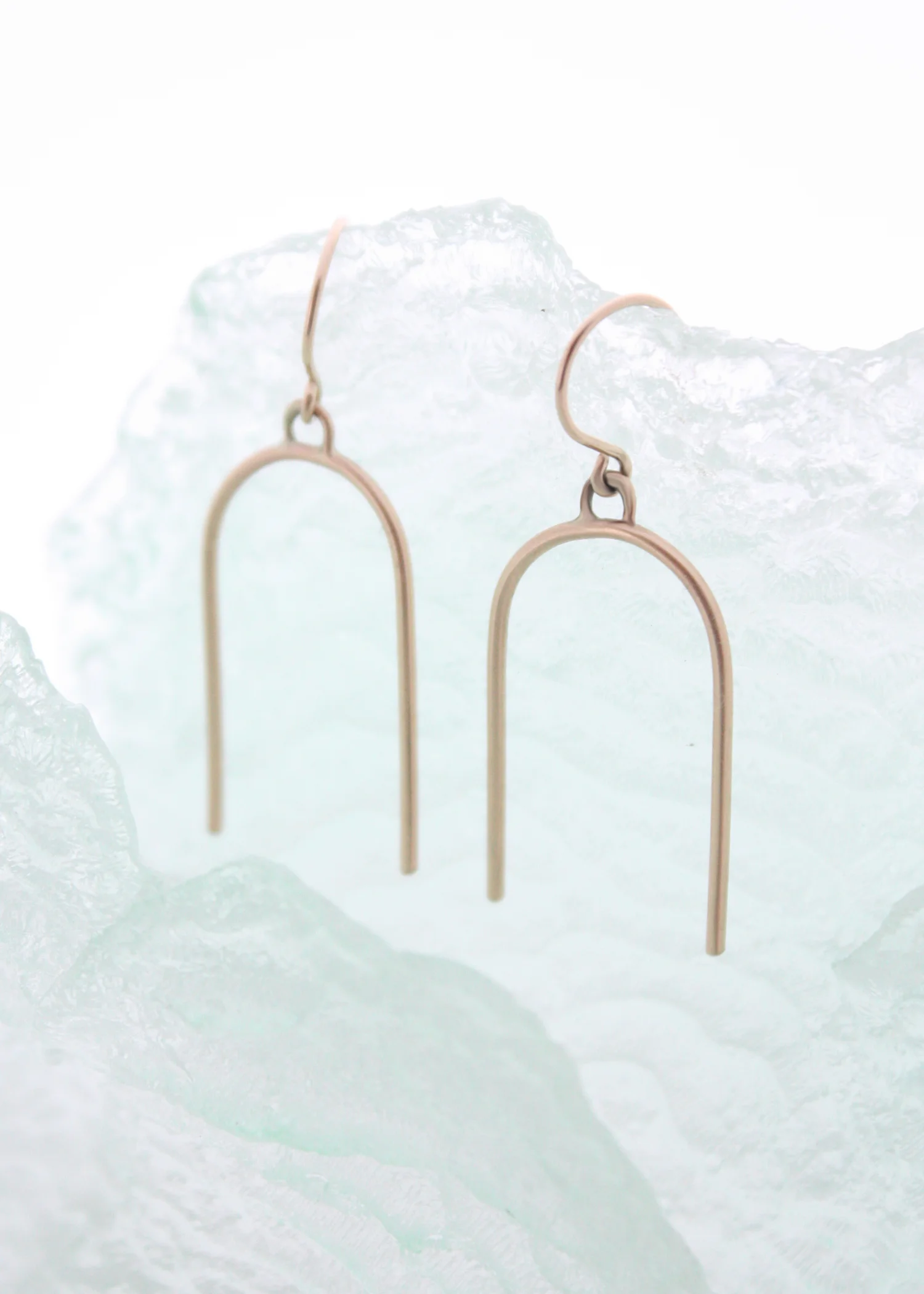 arc_earrings_ice.jpg