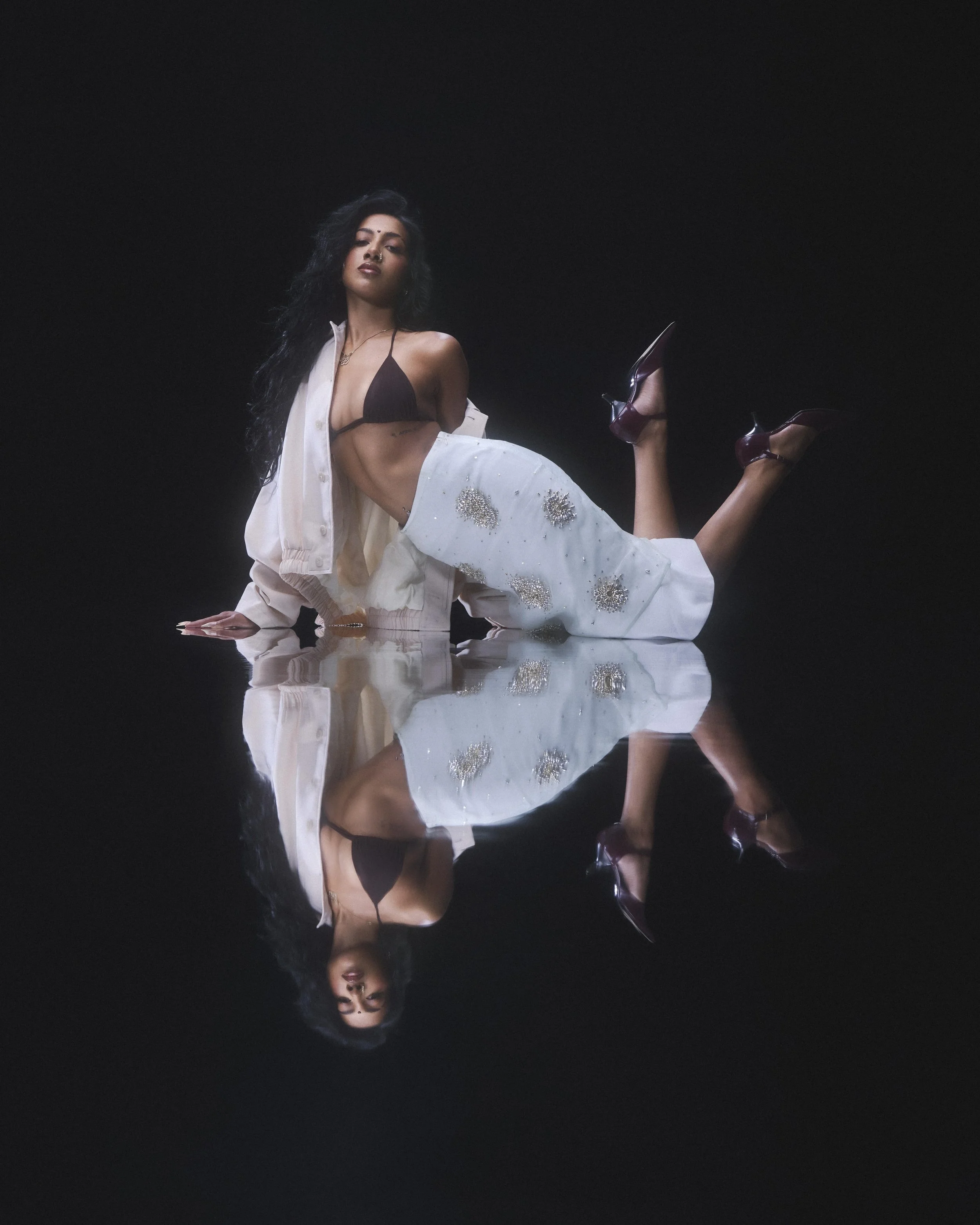 Shot_04-Lara_0113-capture_HLNRT_R2_HLNRT_RGB copy.jpeg