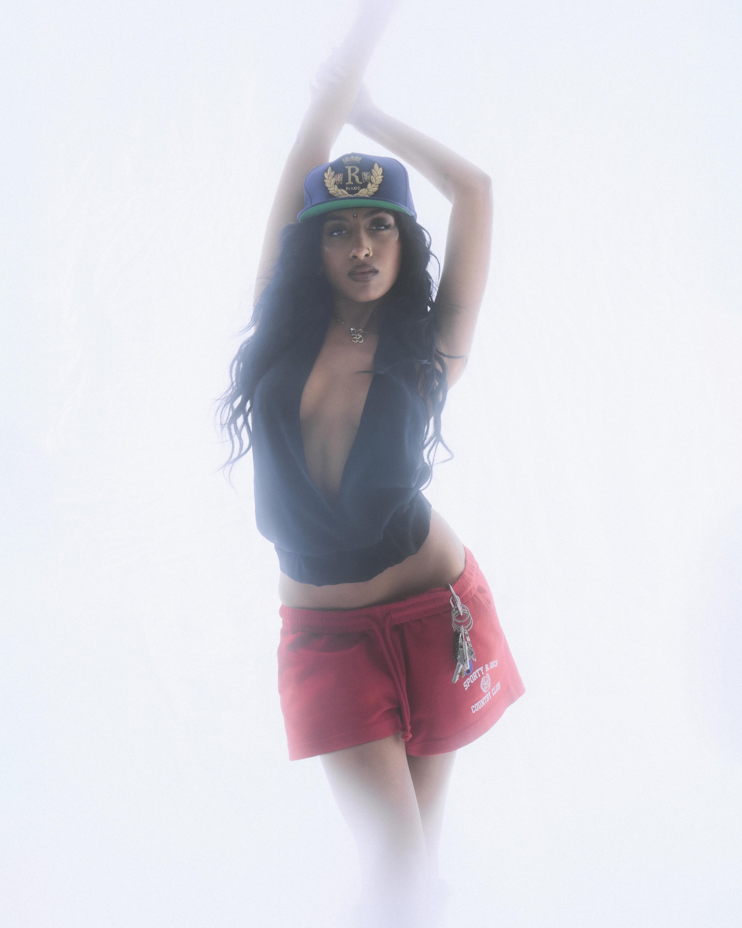 Shot_11-Lara_1209-capture_HLNRT_R2_HLNRT_RGB copy.jpeg