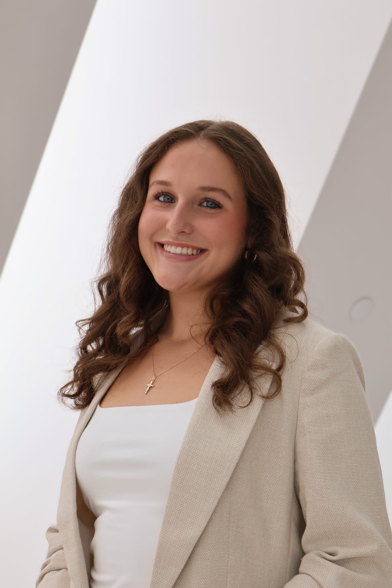 Victoria Nault | Recruitment & Communications Co-Chair