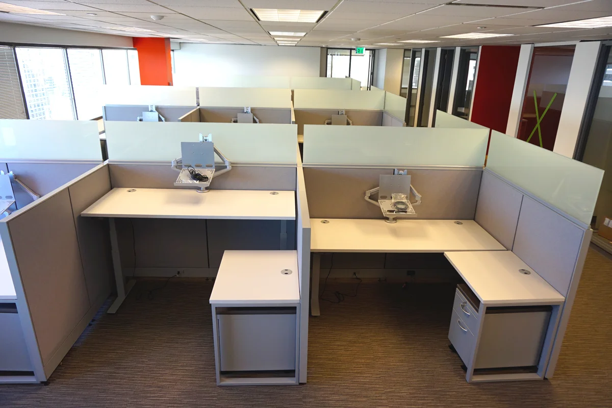 HON Accelerate Sit / Stand Workstations