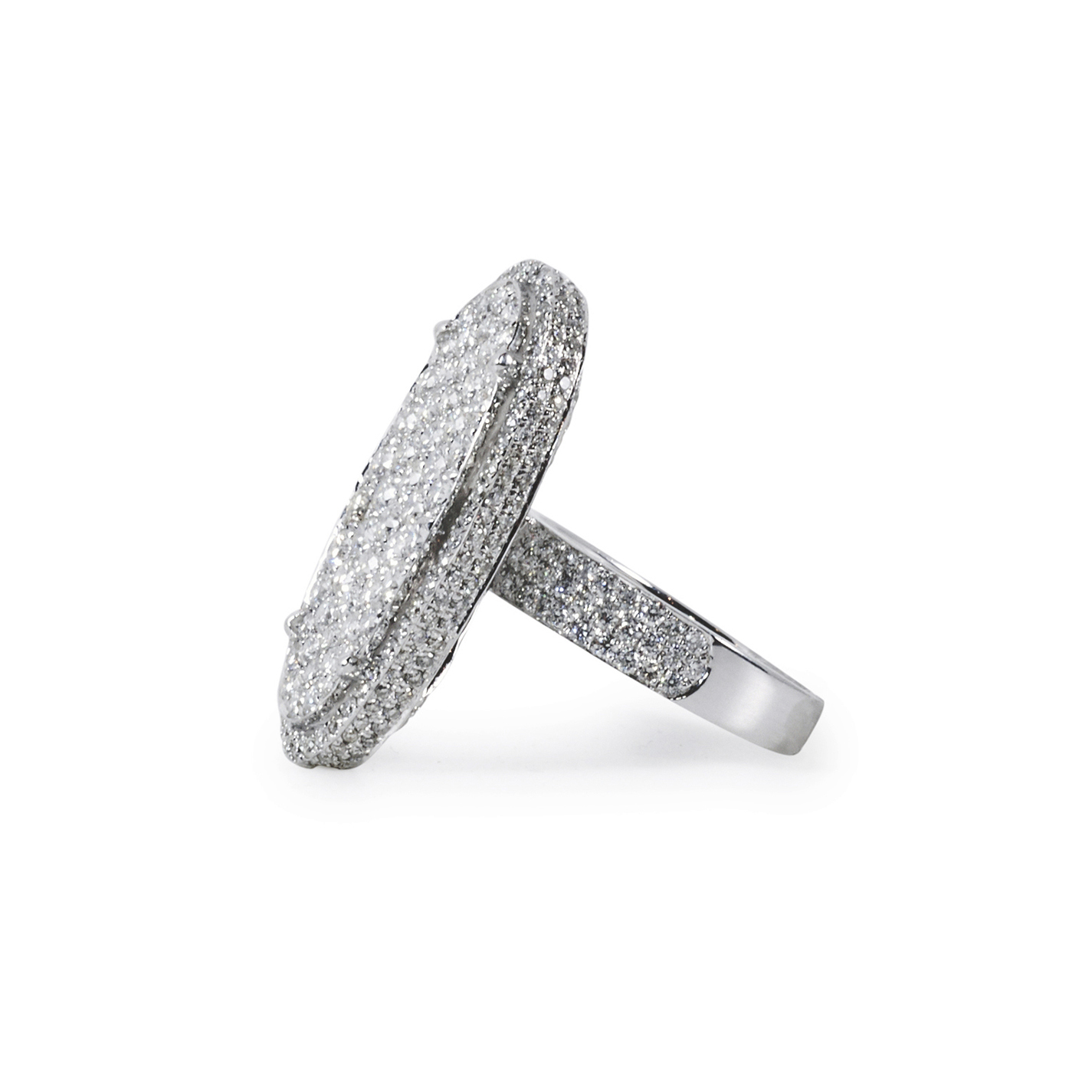 Oval Shape Diamond Ring