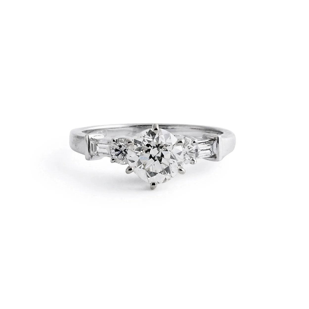 Round Brilliant Solitaire Engagement Ring