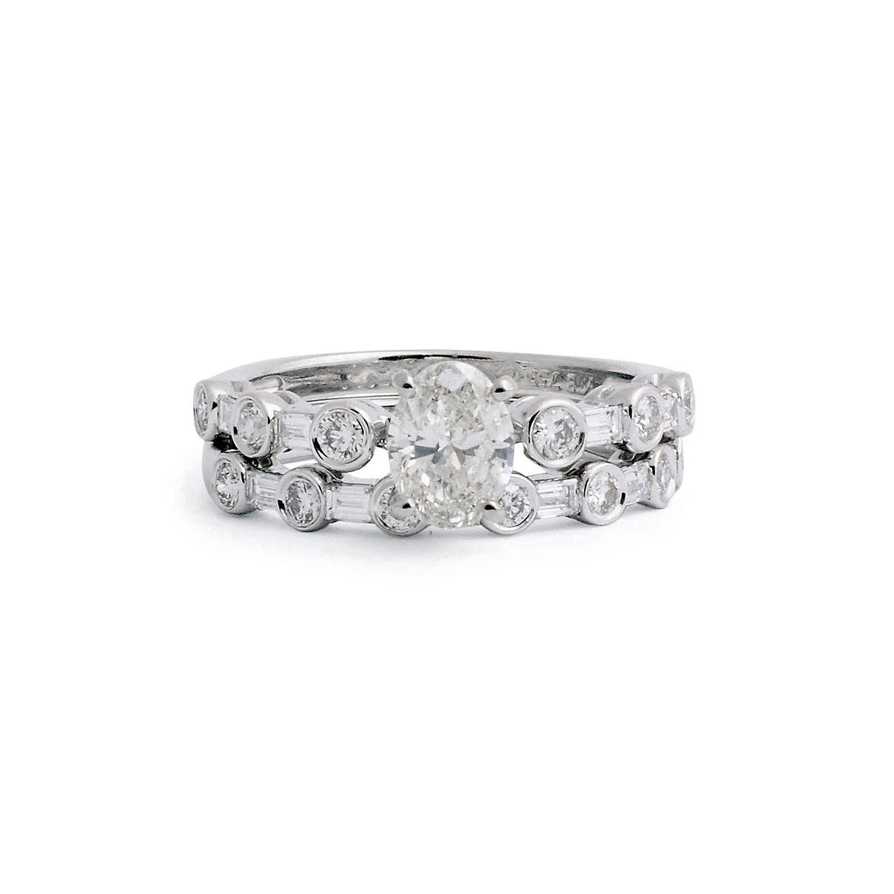 Oval-Shaped Engagement Ring With Band