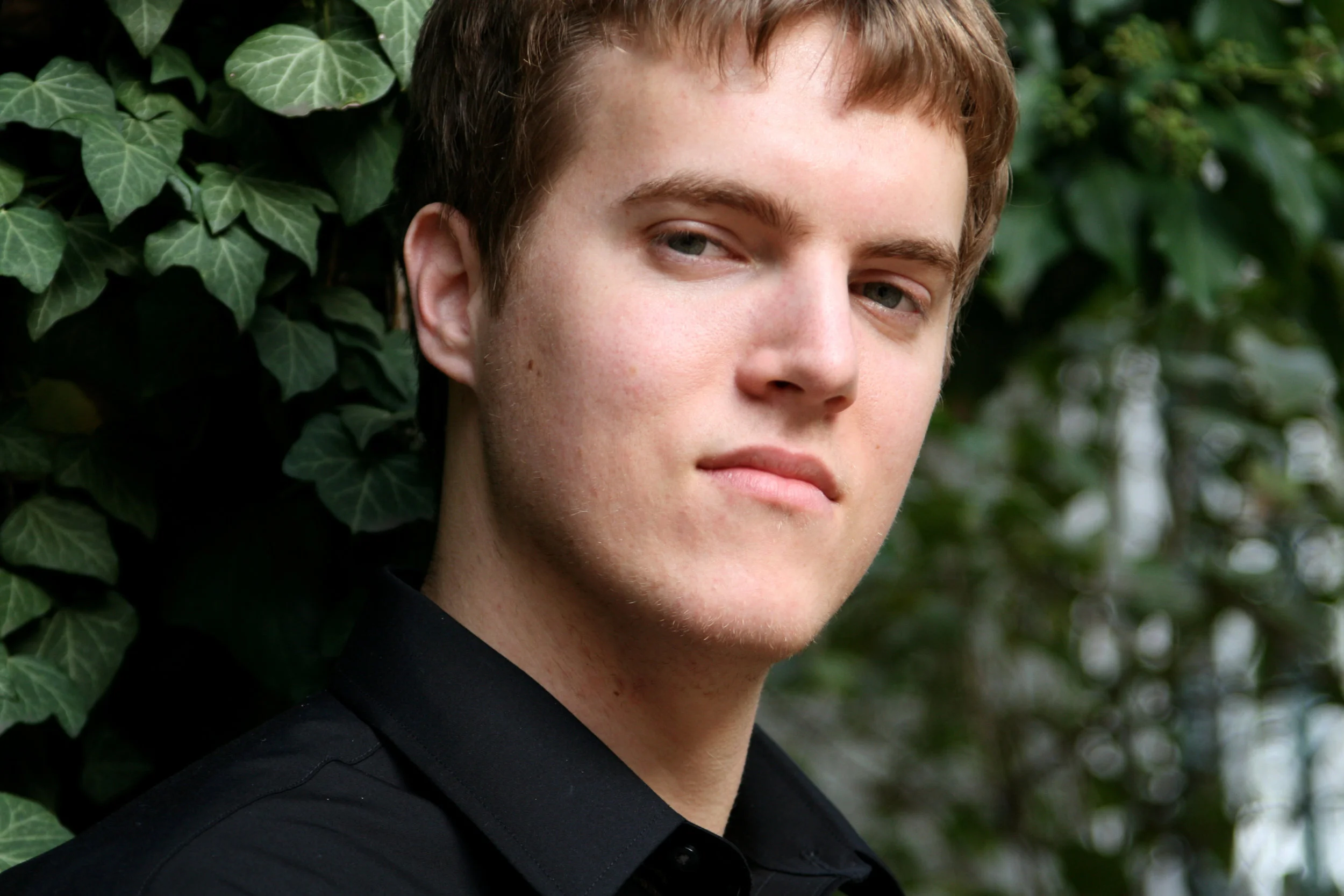Dan Moore Headshot.jpg