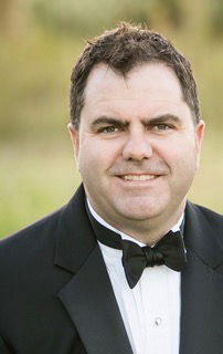 Robert Ward Headshot.jpeg