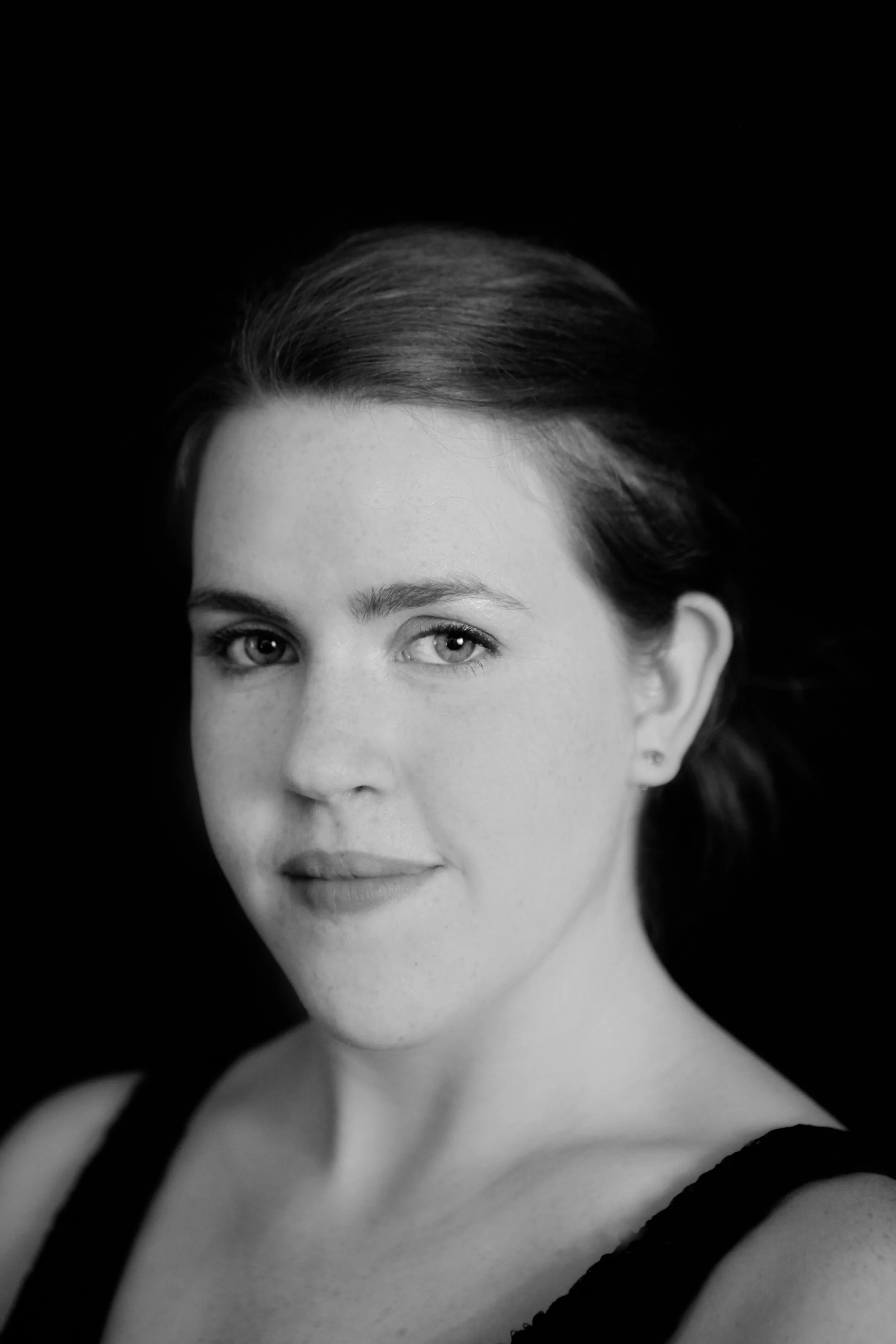 Aani Bourassa Headshot.jpg