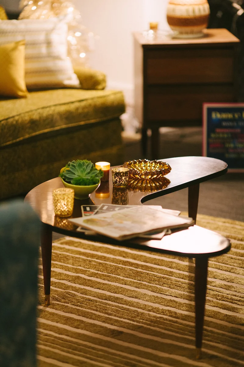 "Mad Men" Lounge - Christmas Party