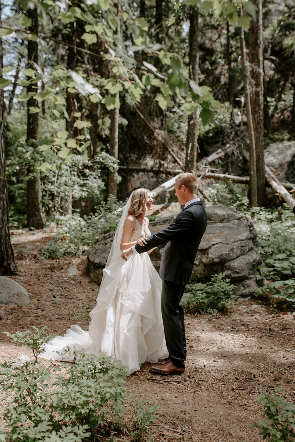 Blackhawk on the River wedding by Ira and Lucy McCall Idaho