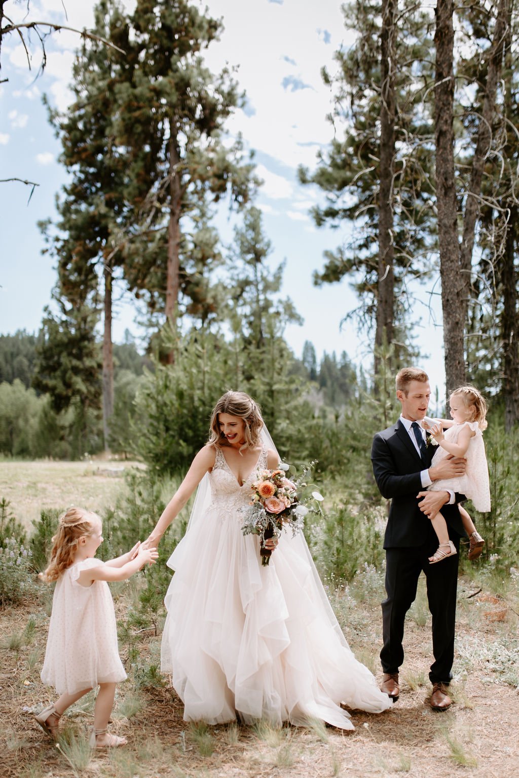 Blackhawk on the River wedding by Ira and Lucy McCall Idaho